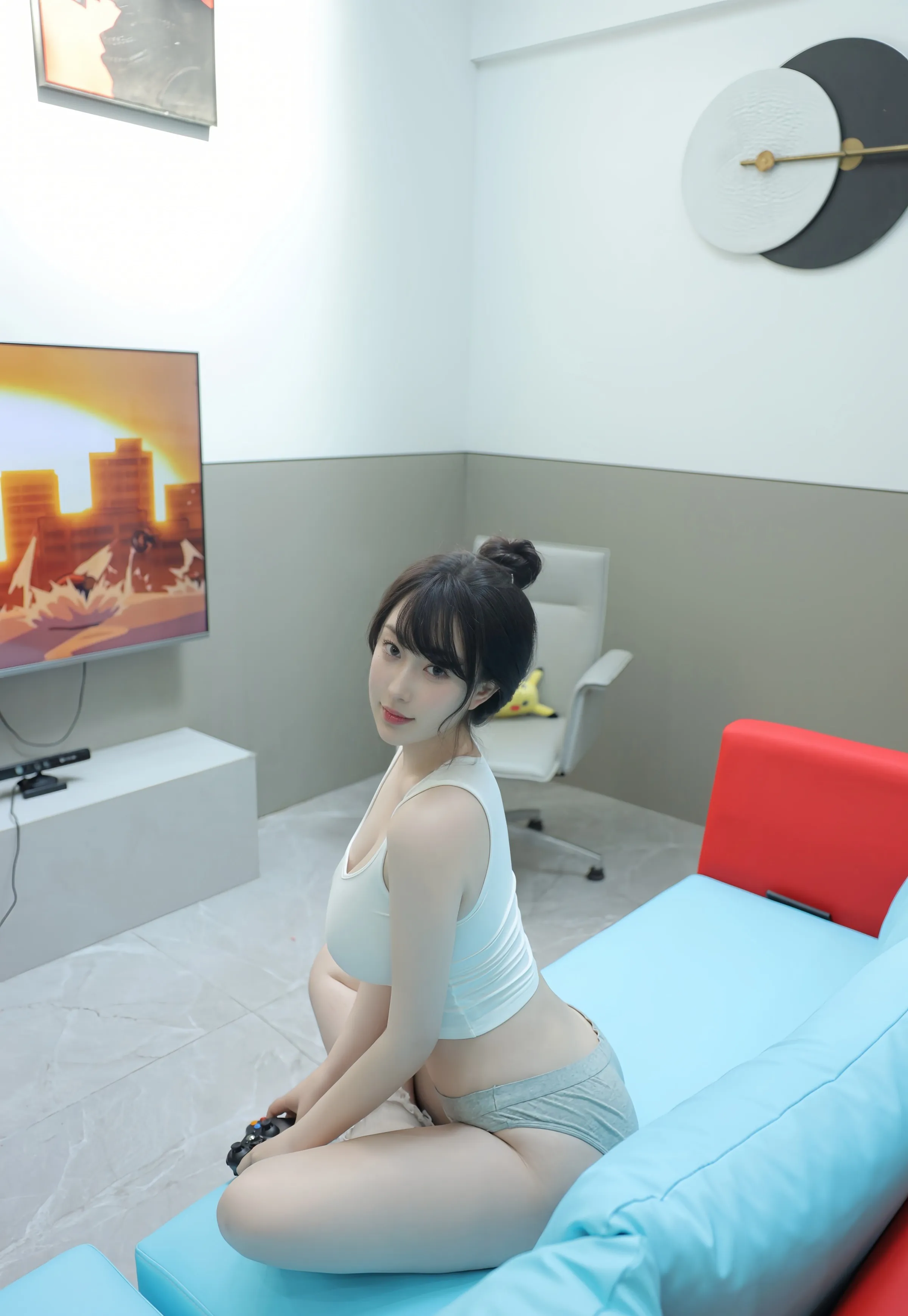 [XiuRen秀人网] 2025.08.21 No.10676 李沁恩lrene 白色T恤居家服 性感写真 [70+1P]