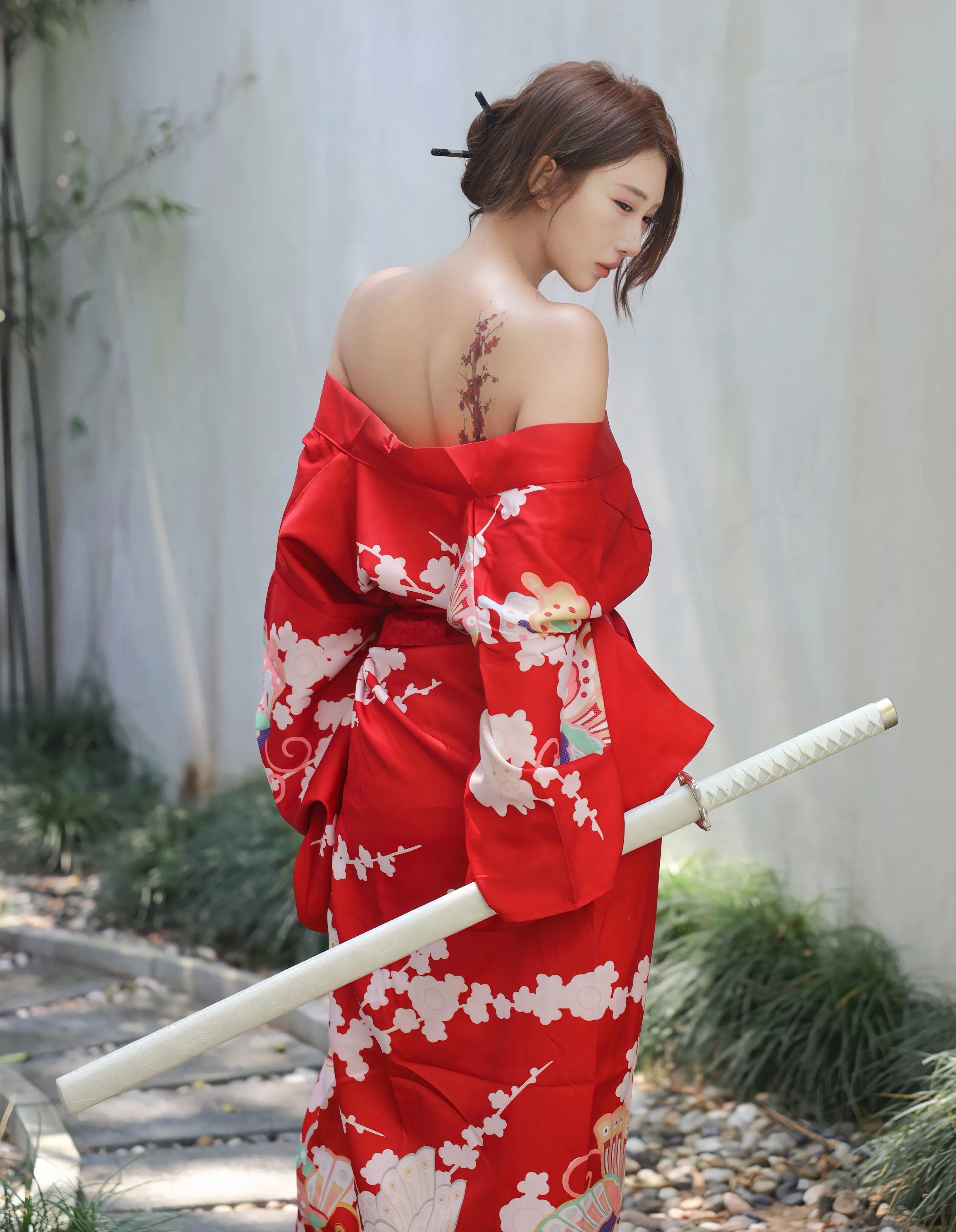 [XiuRen秀人网] 2025.08.22 No.10683 金允希Yuki 红色和服 性感写真 [80+1P]