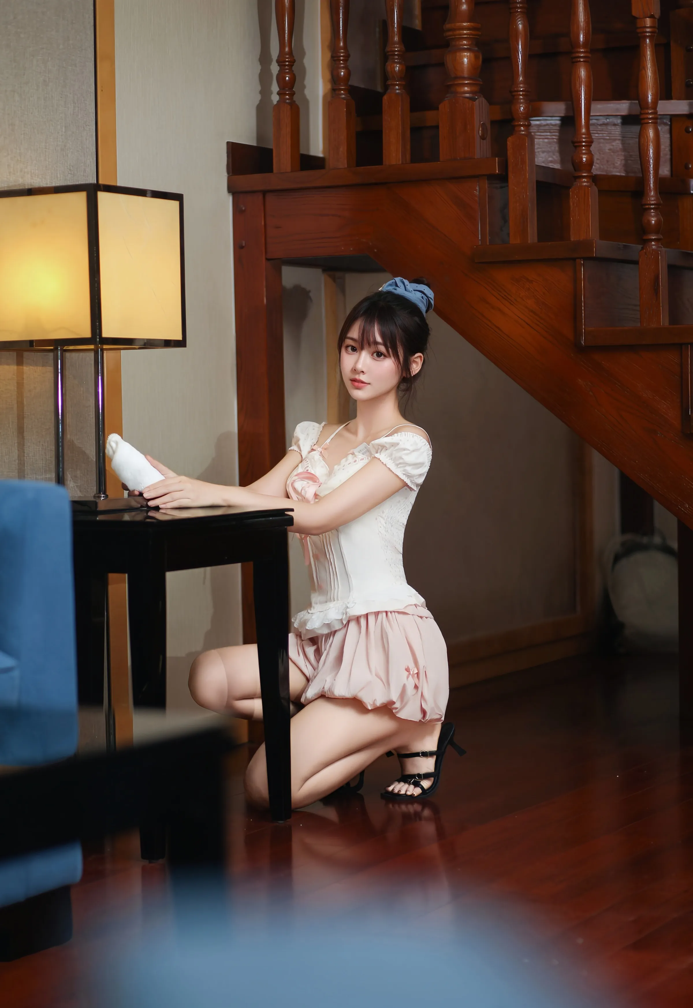 [XiuRen秀人网] 2025.09.05 No.10730 炎恬kitty 新人首套写真 性感粉色连衣短裙 [69+1P]