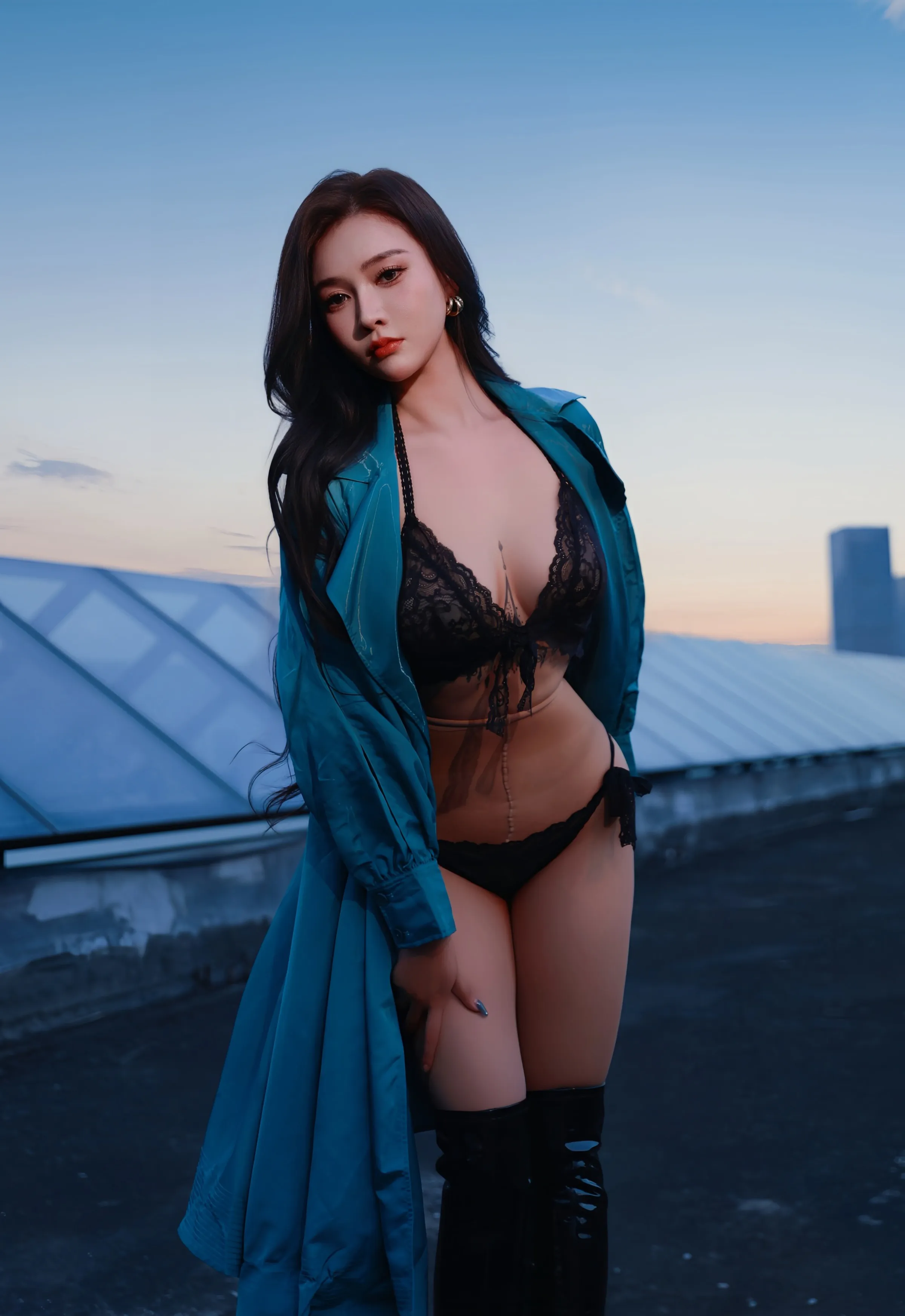 [XiuRen秀人网] 2025.09.17 No.10776 娜比 黑色情趣内衣 性感写真 [82+1P]