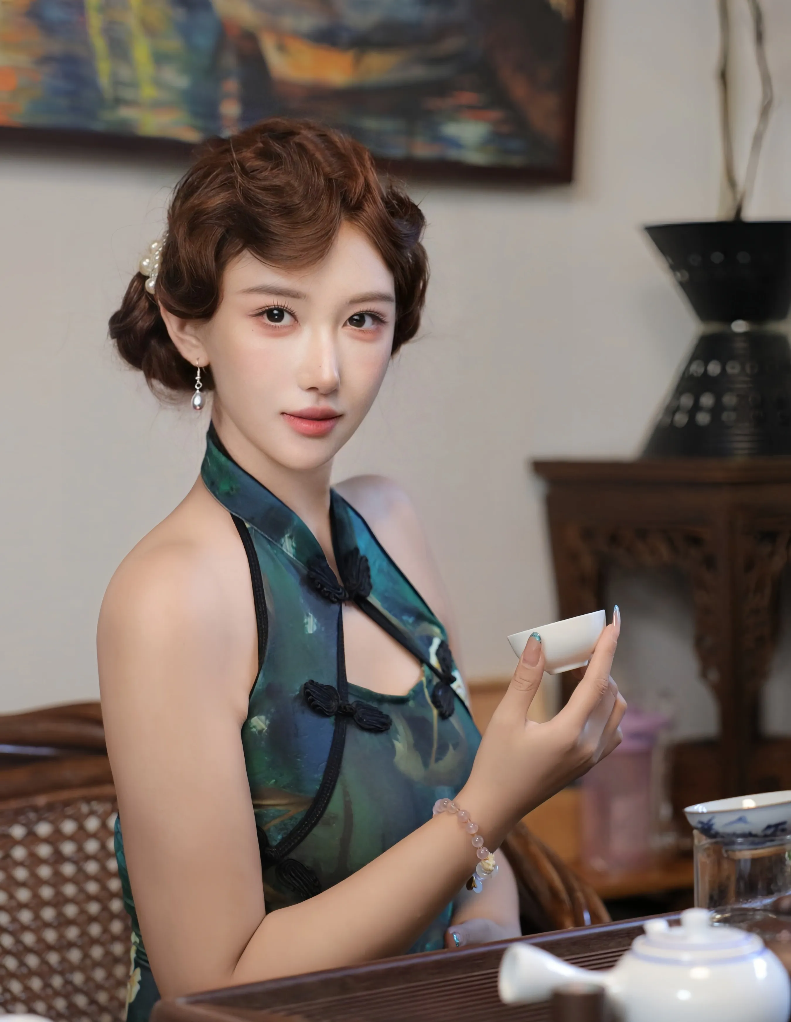 [XiuRen秀人网] 2025.09.26 No.10815 金允希Yuki 绿色旗袍魅惑肉丝 性感写真 [78+1P]