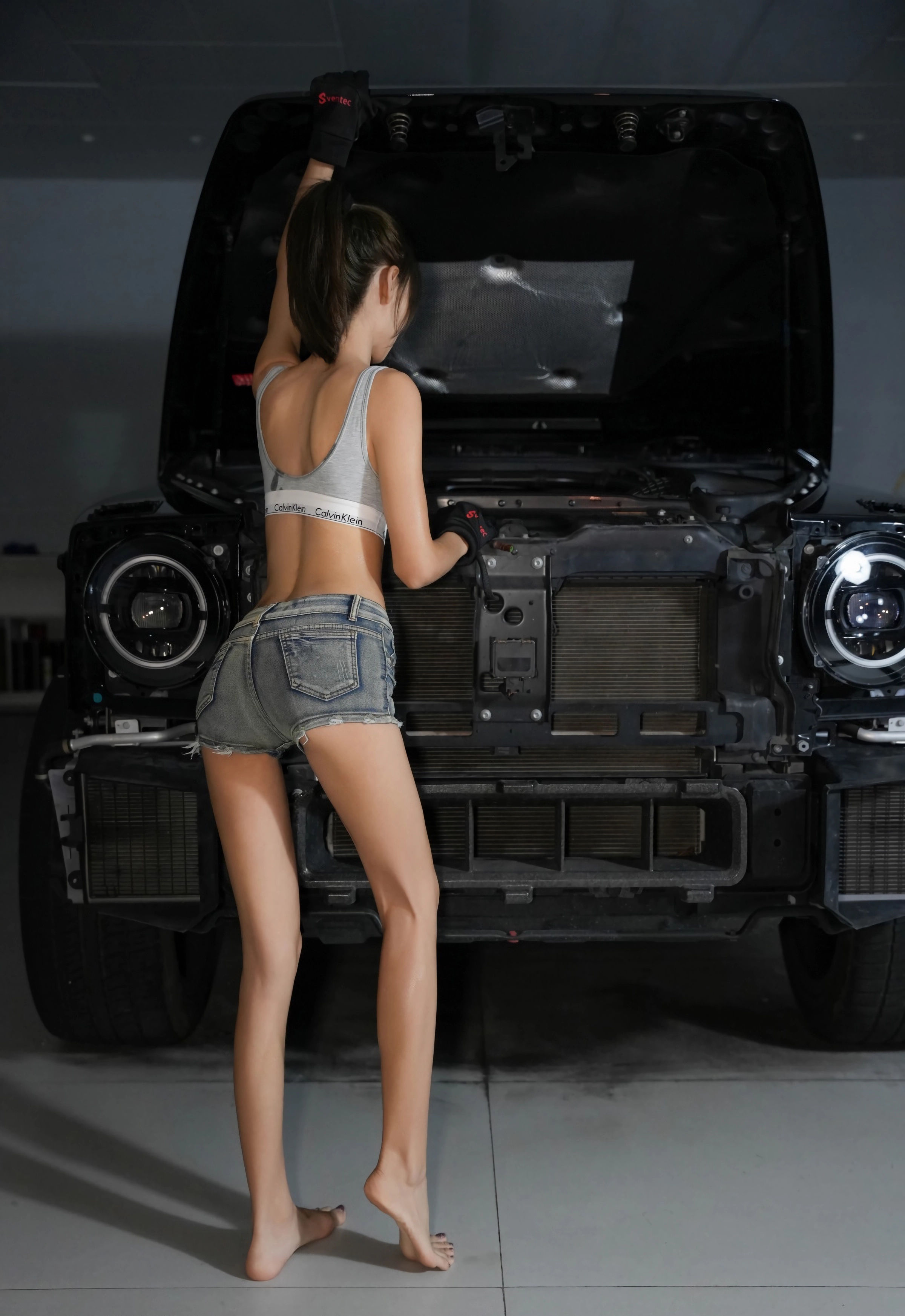 [XiuRen秀人网] 2025.10.21 No.10894 lingyu69 汽车修理工主题 性感写真 [76+1P]