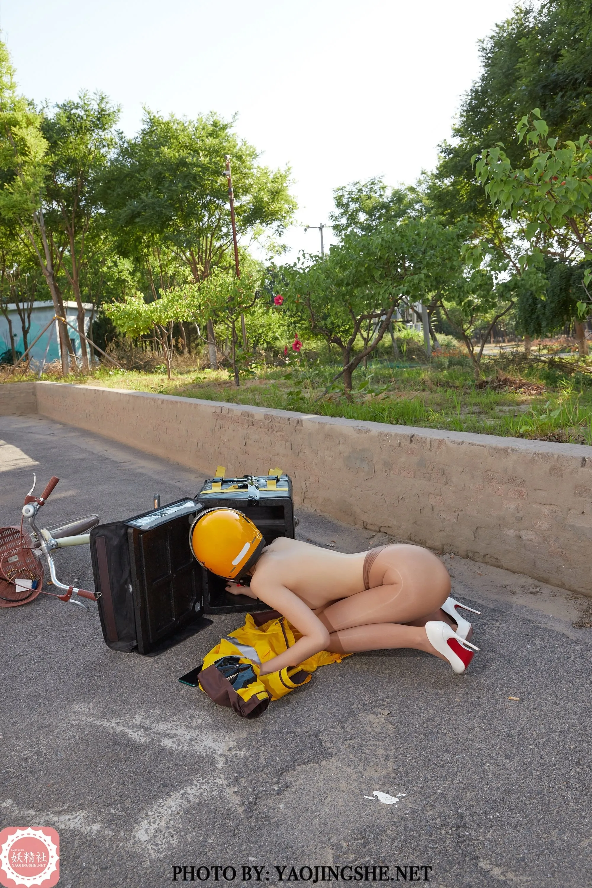 [妖精社] B2113 苏伟《美丝送餐员》[55P]