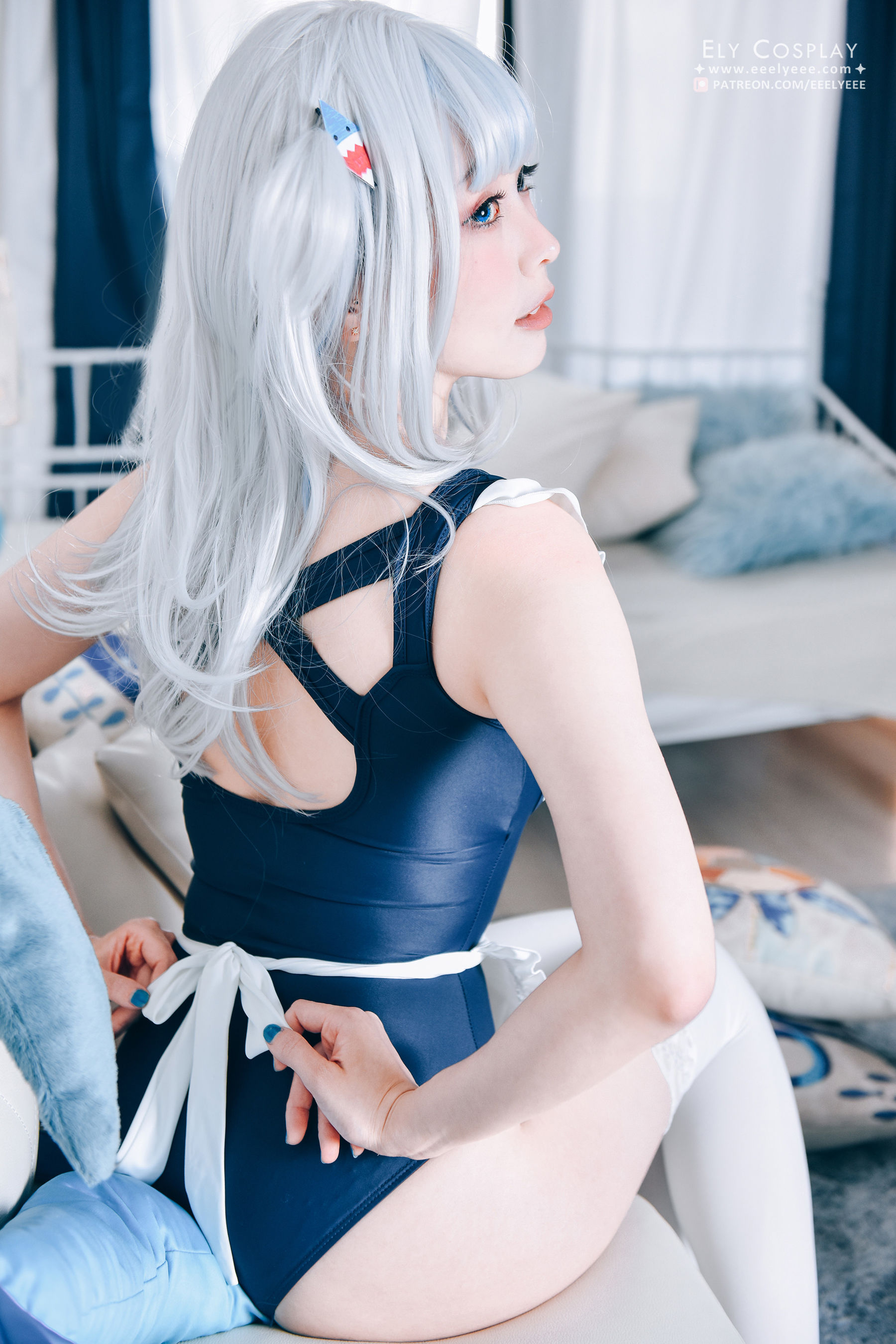 [COSPLAY] Ely_eee(ElyEE子) – Gura Swimsuit