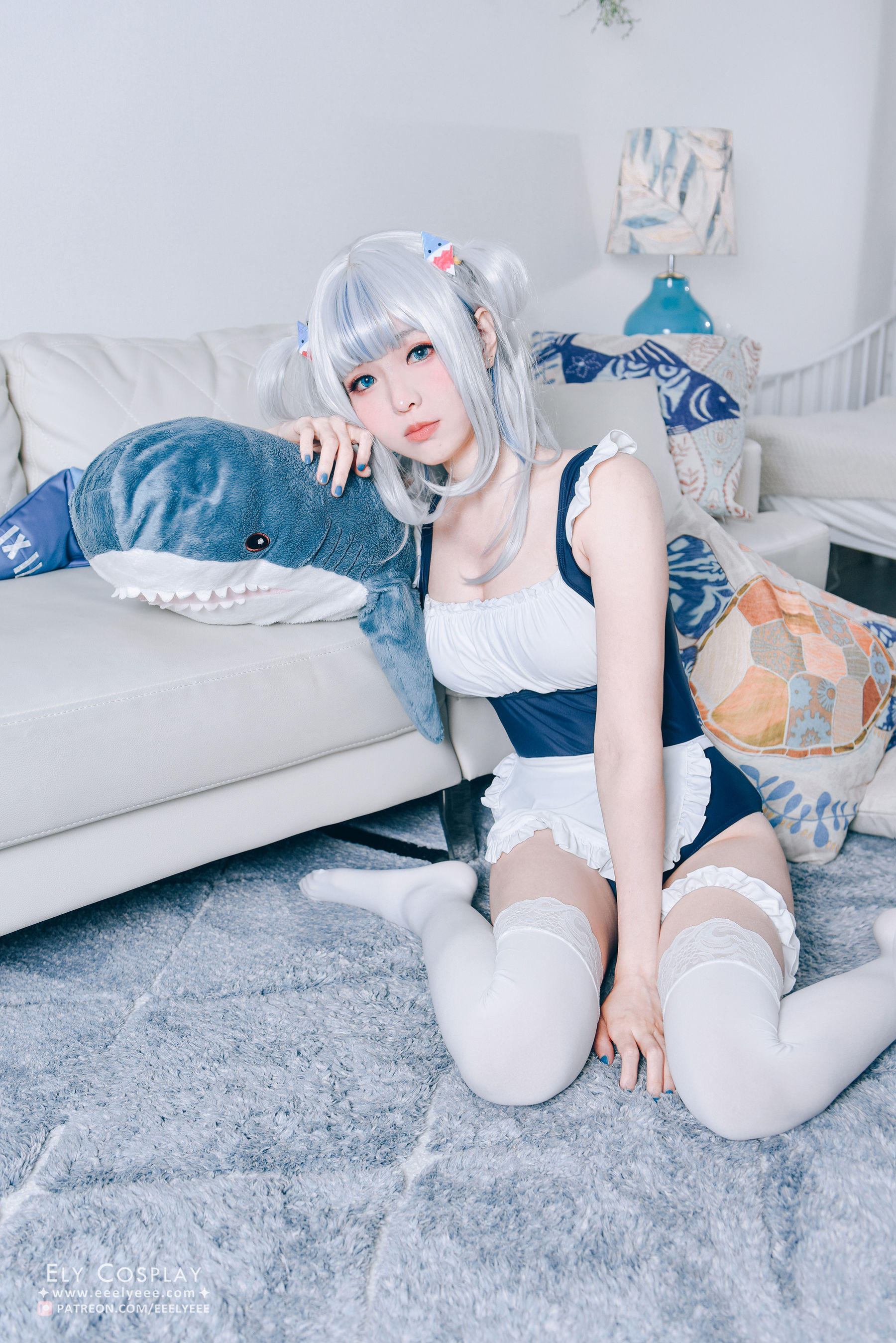 [COSPLAY] Ely_eee(ElyEE子) – Gura Swimsuit
