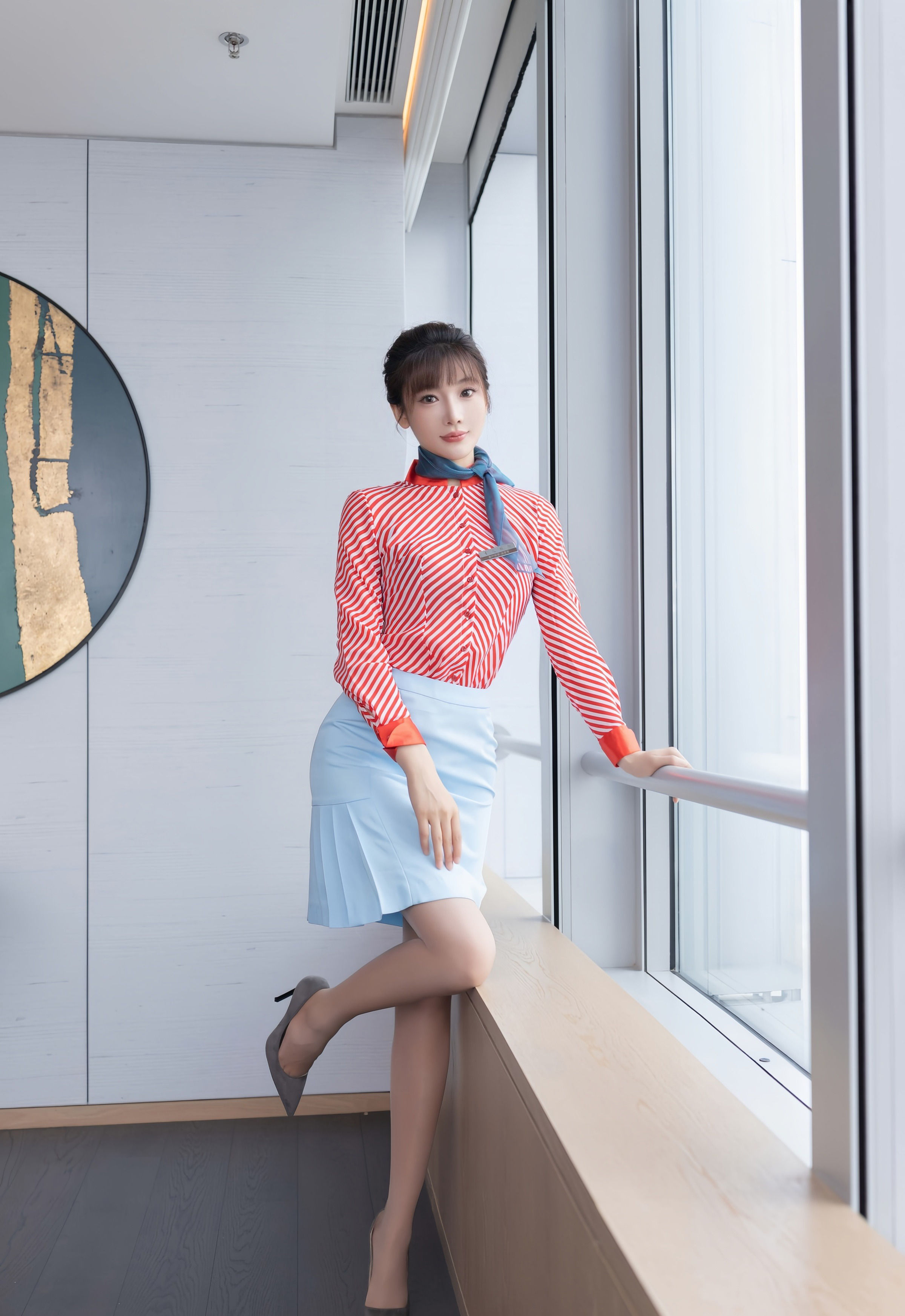 [XiuRen秀人网] 2025.10.30 No.10932 陆萱萱 紫色蕾丝内衣 性感写真 [80+1P]