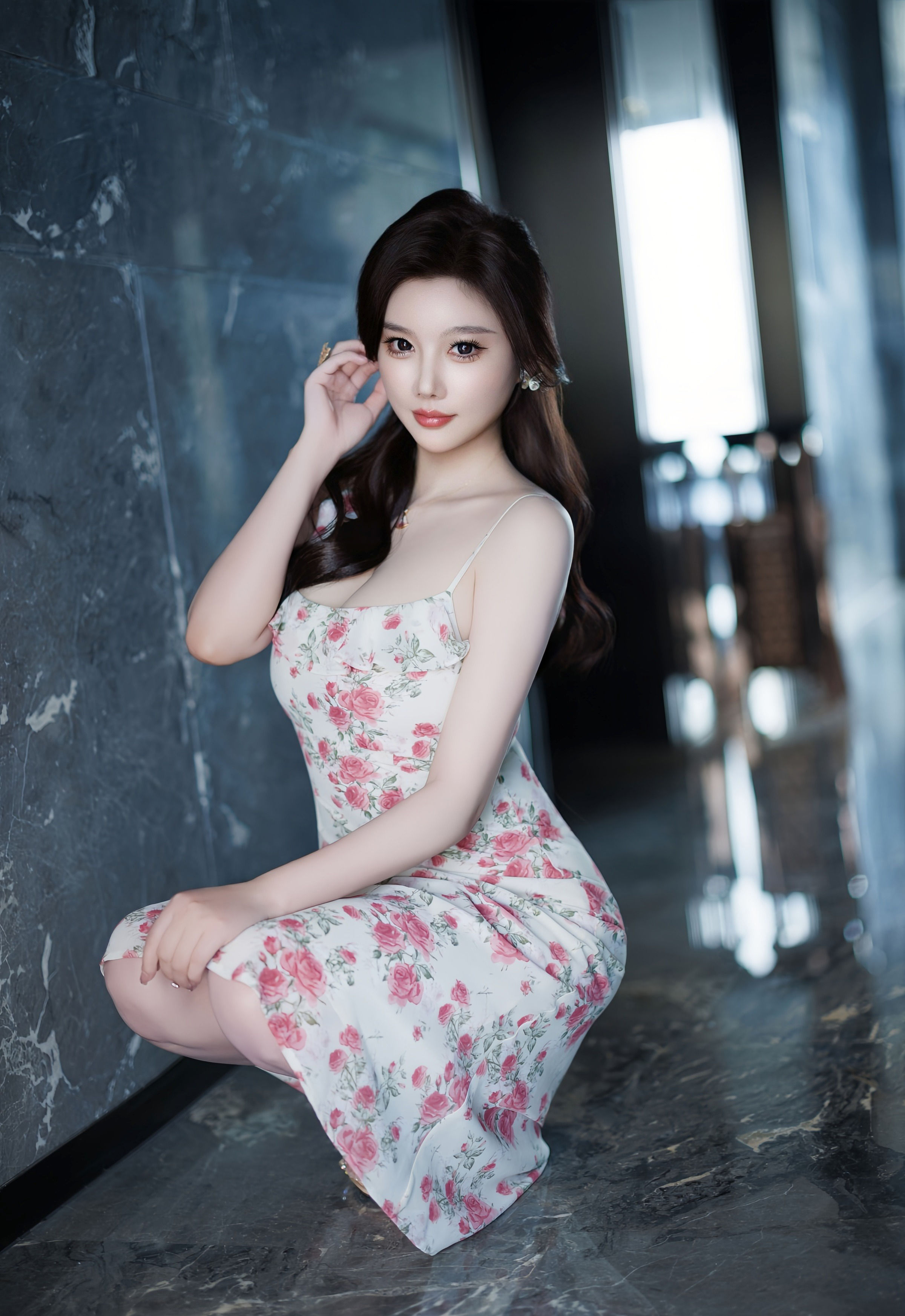 [XiuRen秀人网] 2025.11.12 No.10977 杨晨晨CHENCHEN 性感白色情趣内衣 西安旅拍写真 [92+1P]