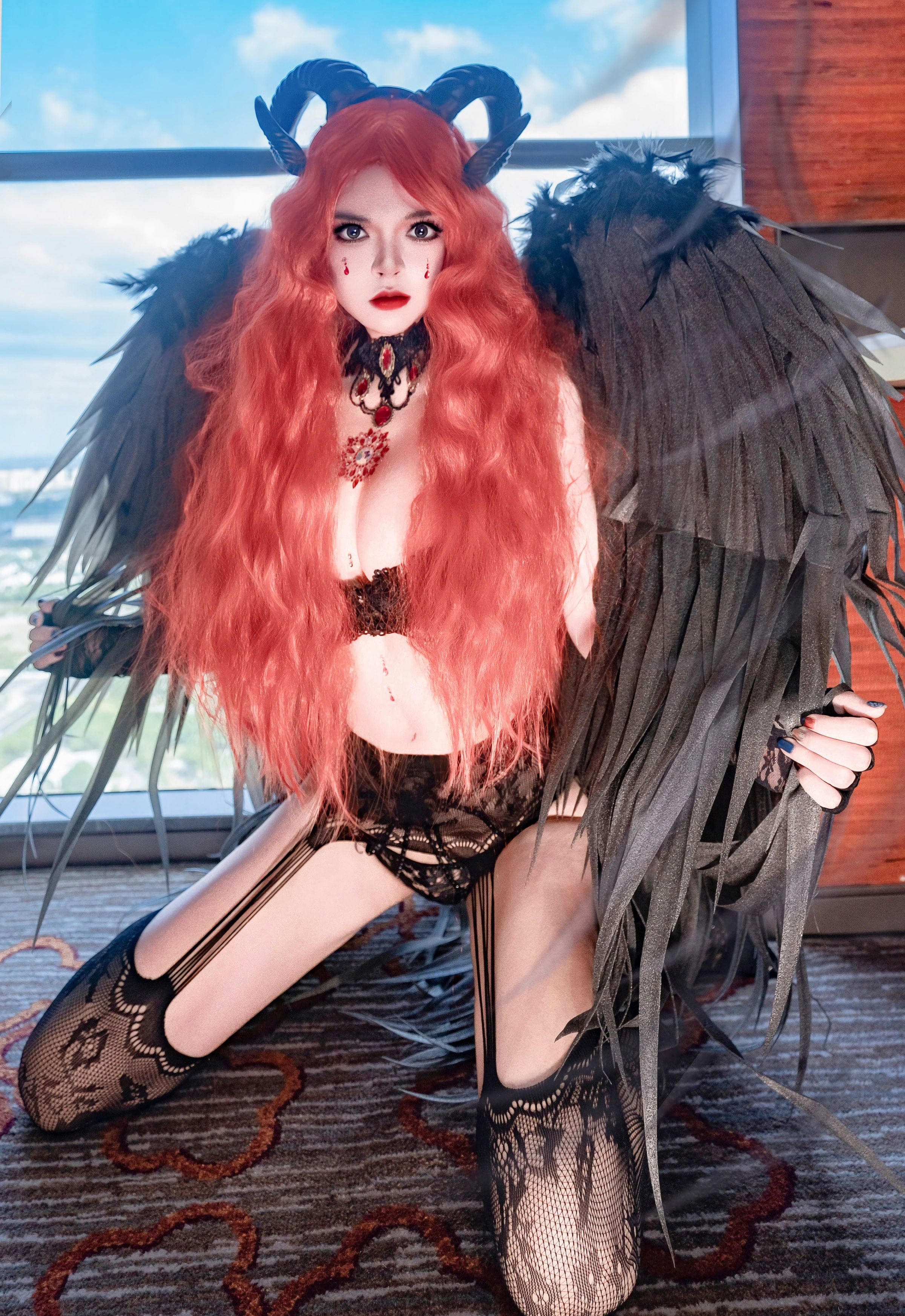 [XiuRen秀人网] 2025.11.17 No.10994 伊丽莎有点白 哥特系小恶魔 性感写真 [66+1P]