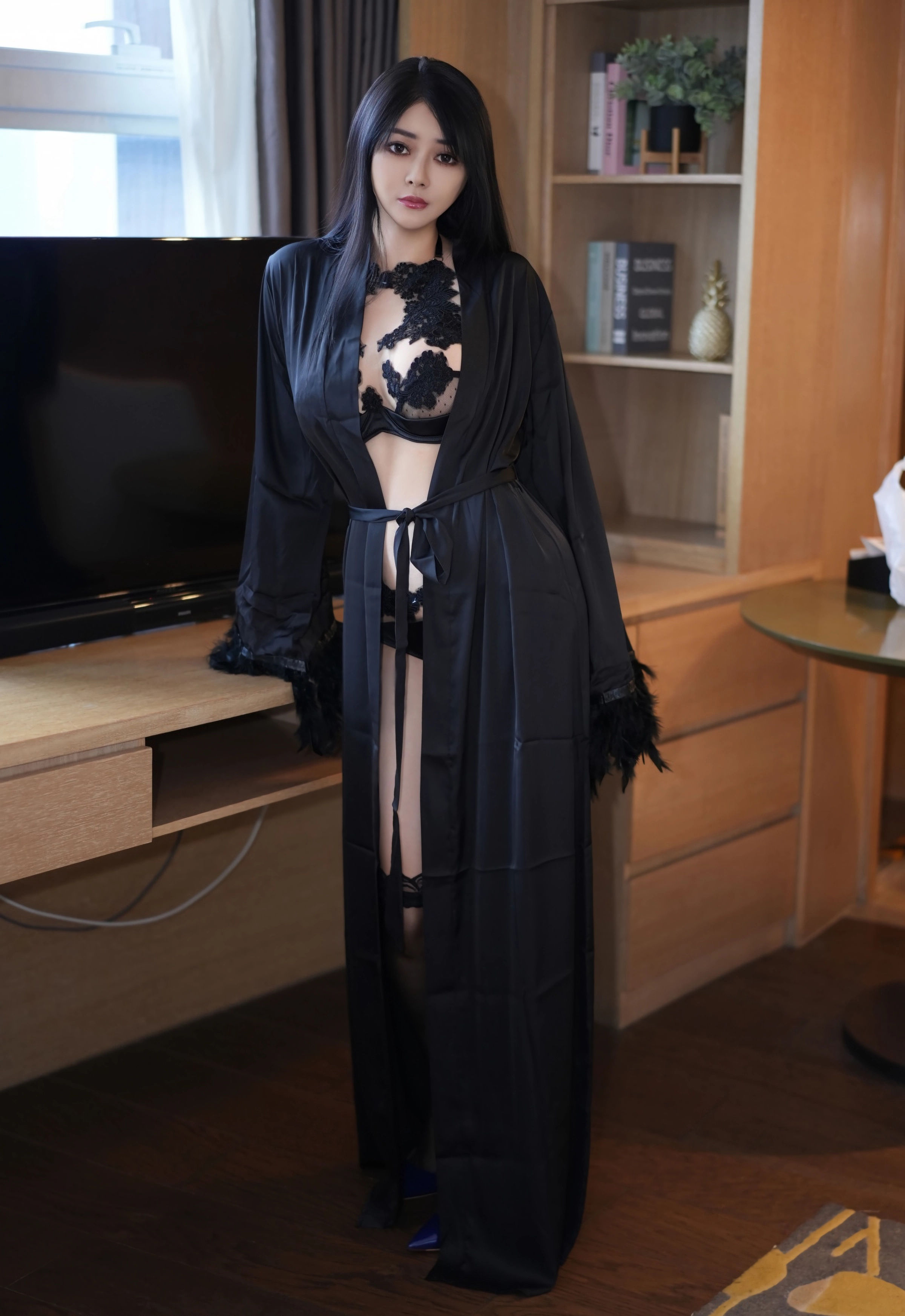 [YOUMI尤蜜荟] 2025.11.19 VOL.1182 凯竹Quinn 黑色情趣内衣 性感写真 [62+1P]