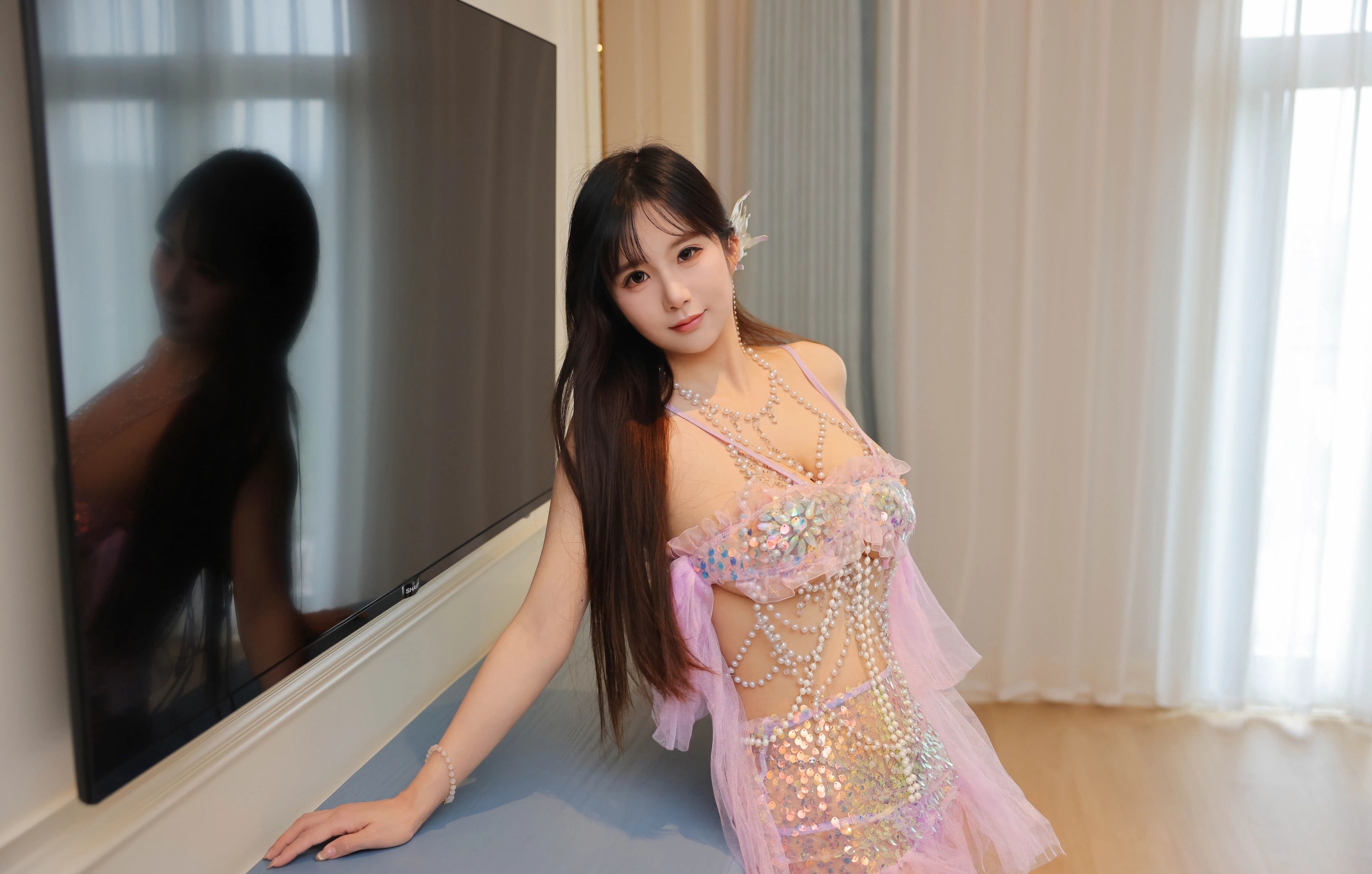 [XiuRen秀人网] 2025.11.21 No.11020 小肉肉咪 紫色情趣内衣 性感写真 [70+1P]