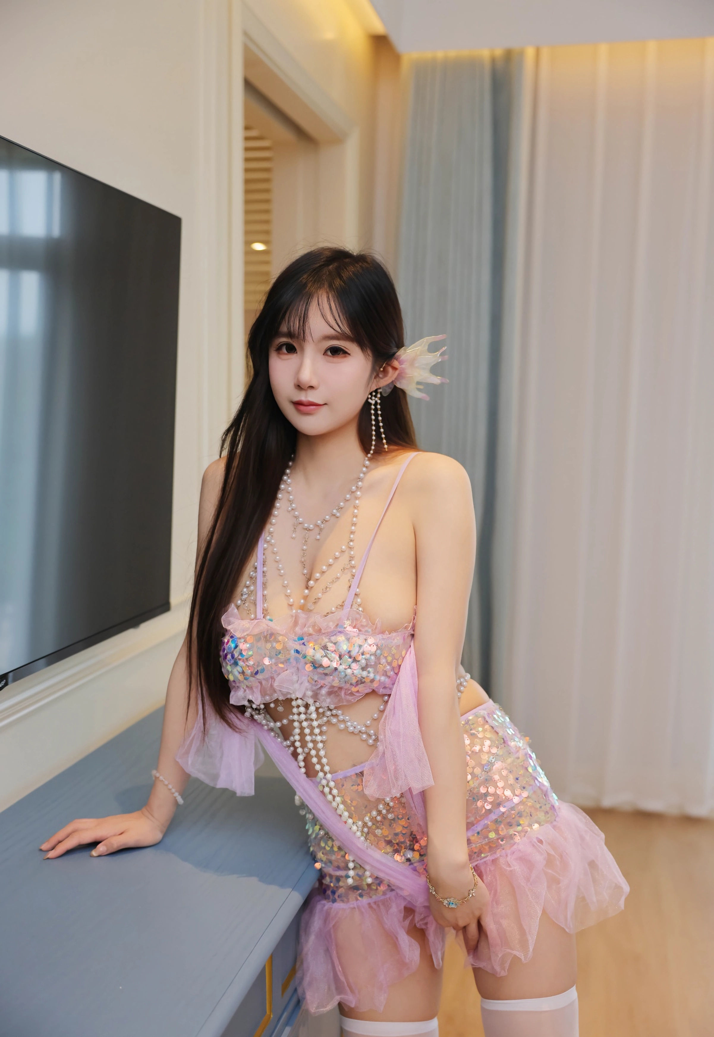 [XiuRen秀人网] 2025.11.21 No.11020 小肉肉咪 紫色情趣内衣 性感写真 [70+1P]