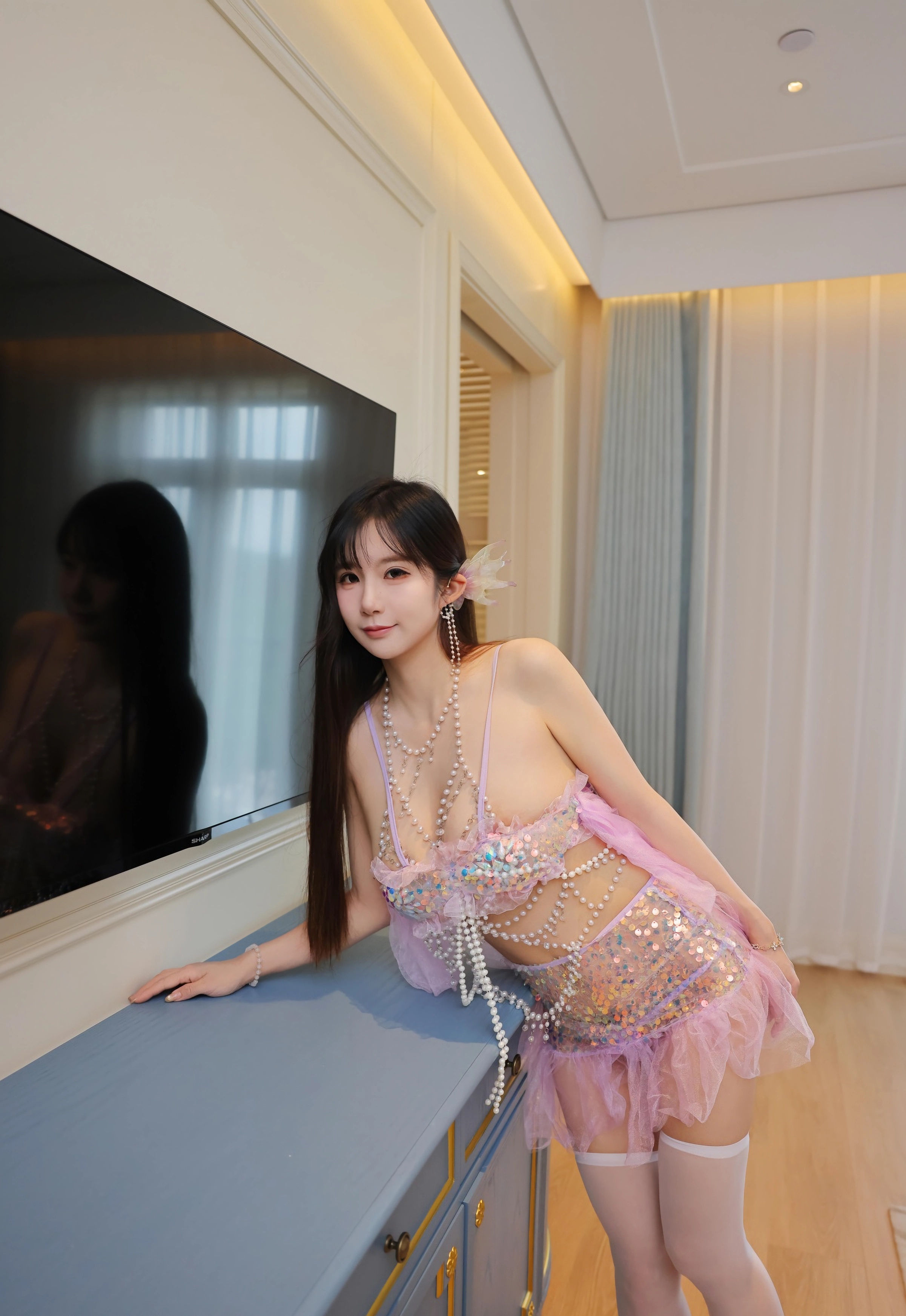 [XiuRen秀人网] 2025.11.21 No.11020 小肉肉咪 紫色情趣内衣 性感写真 [70+1P]