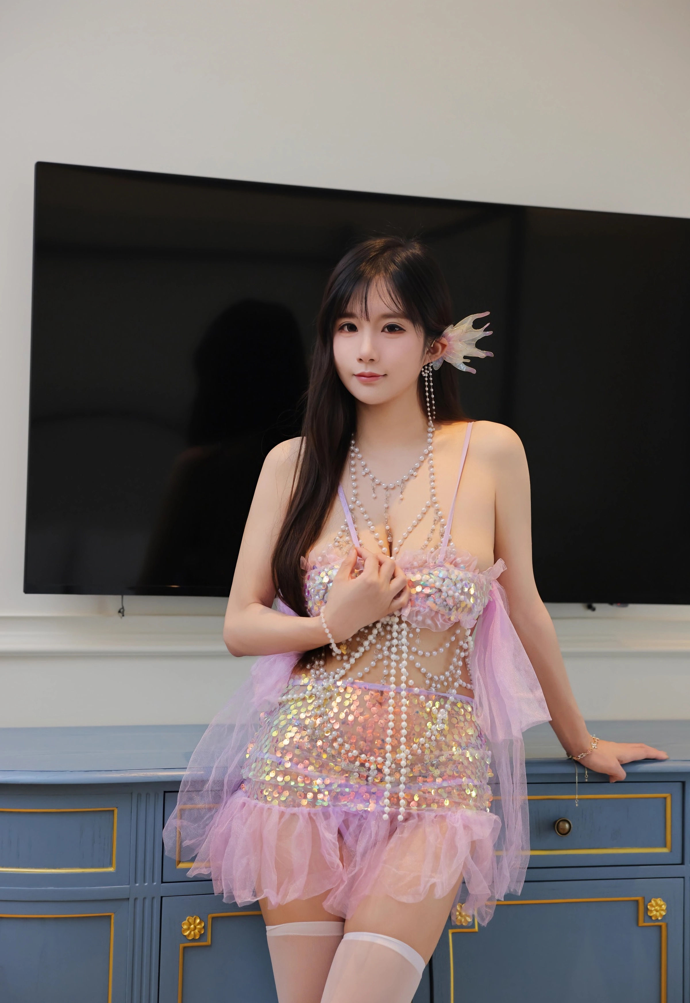 [XiuRen秀人网] 2025.11.21 No.11020 小肉肉咪 紫色情趣内衣 性感写真 [70+1P]