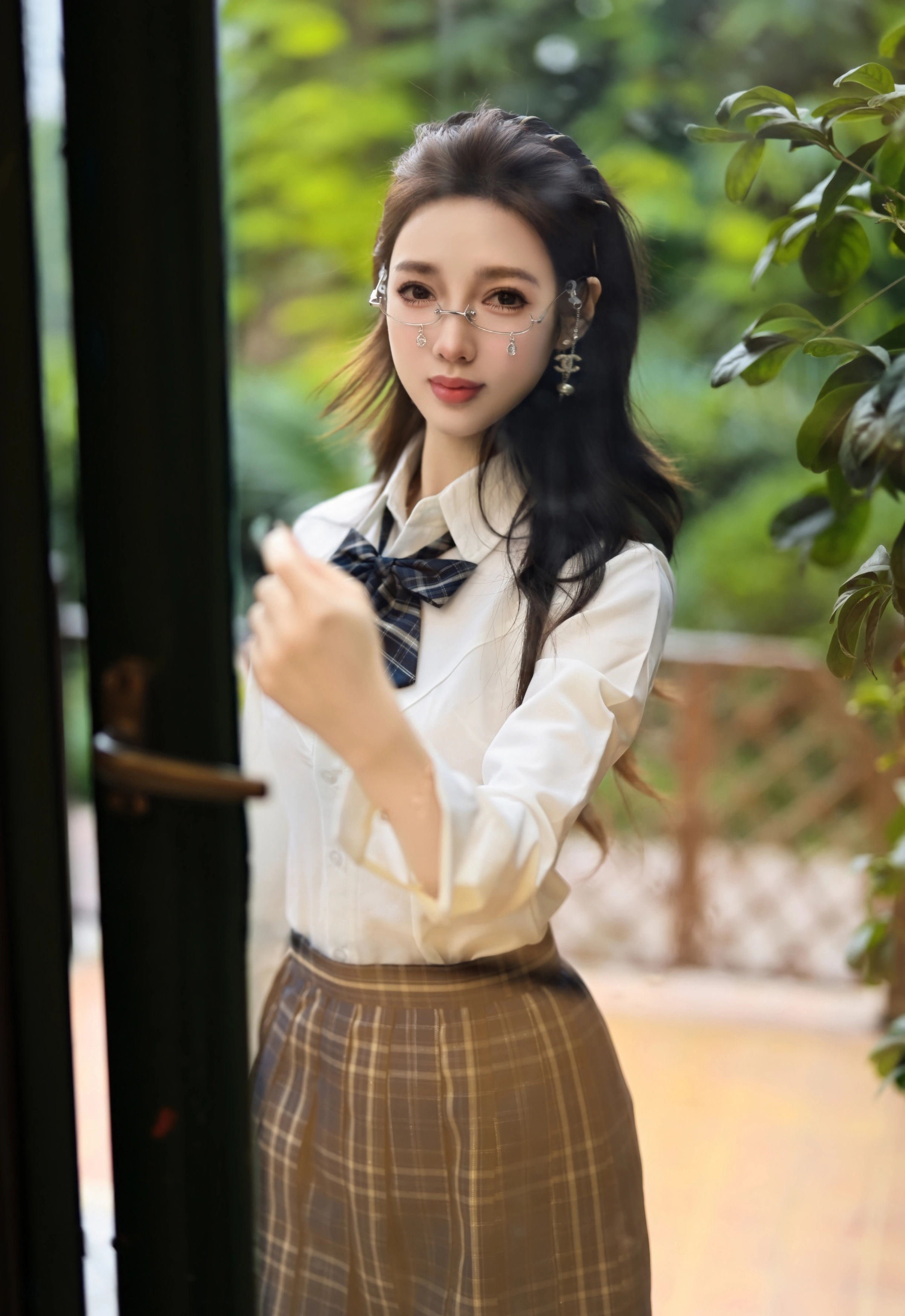 [YOUMI尤蜜荟] 2025.11.21 VOL.1183 Twins-桃桃 JK制服 魅惑黑丝 性感写真 [92+1P]