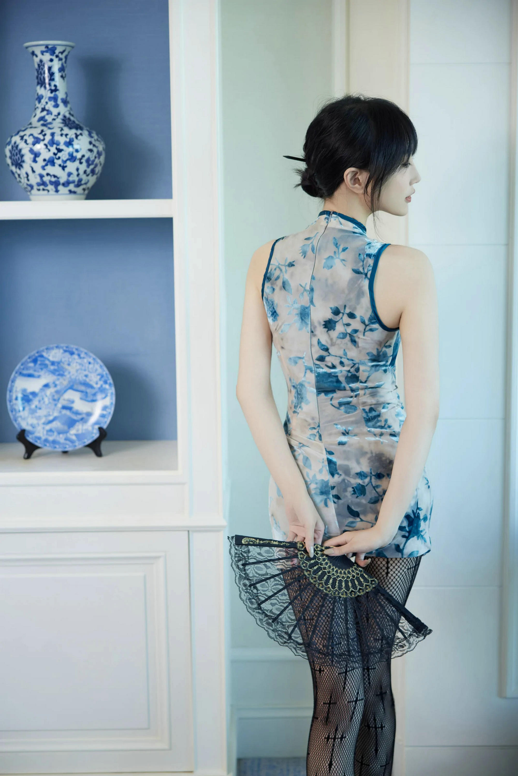 [秀人内购] 玥儿玥 诱人私拍福利 旗袍黑丝