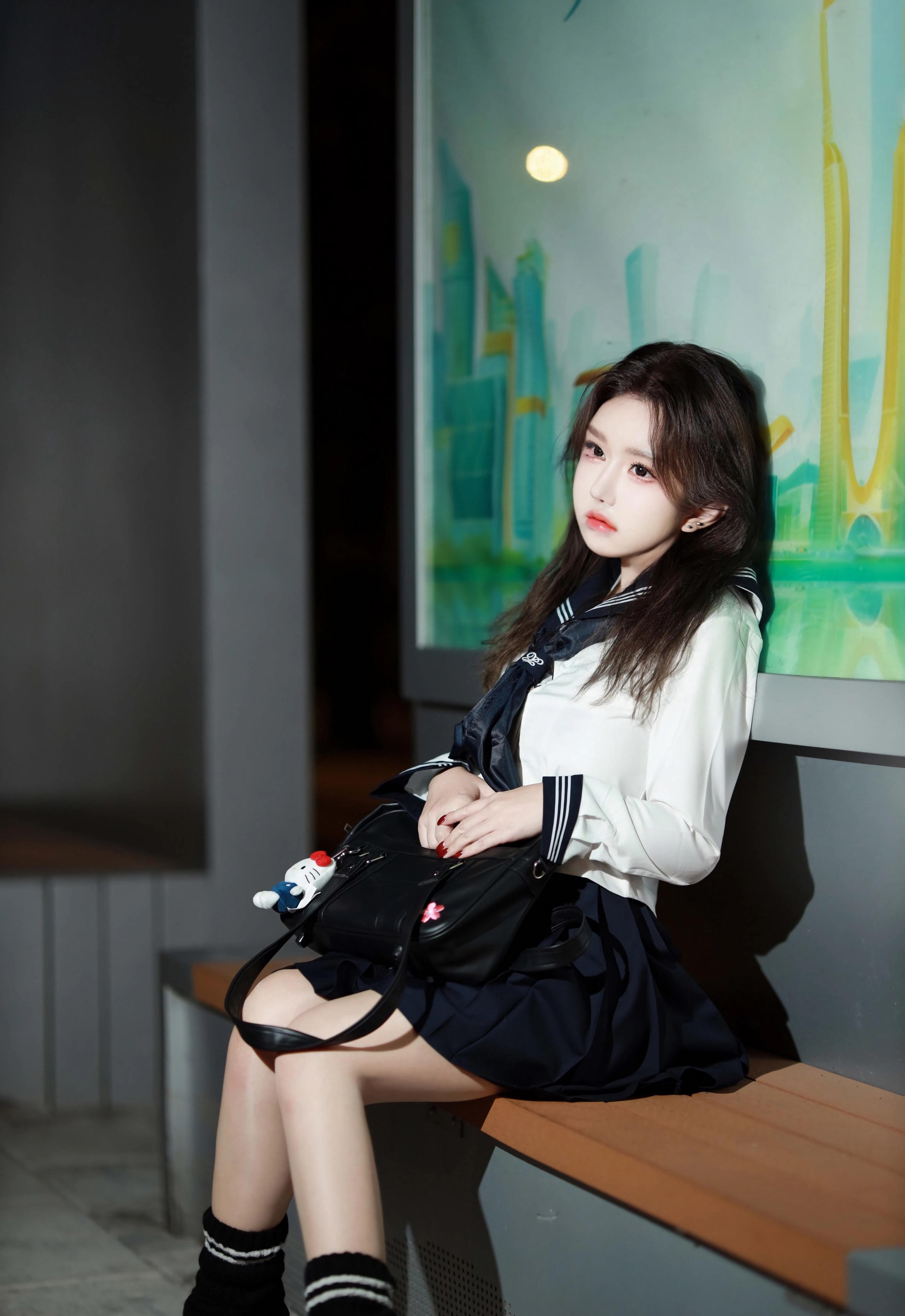 [XiuRen秀人网] 2025.12.05 No.11071 小薯条nienie 性感白T搭配黑色短裙 大连旅拍写真 [58+1P]