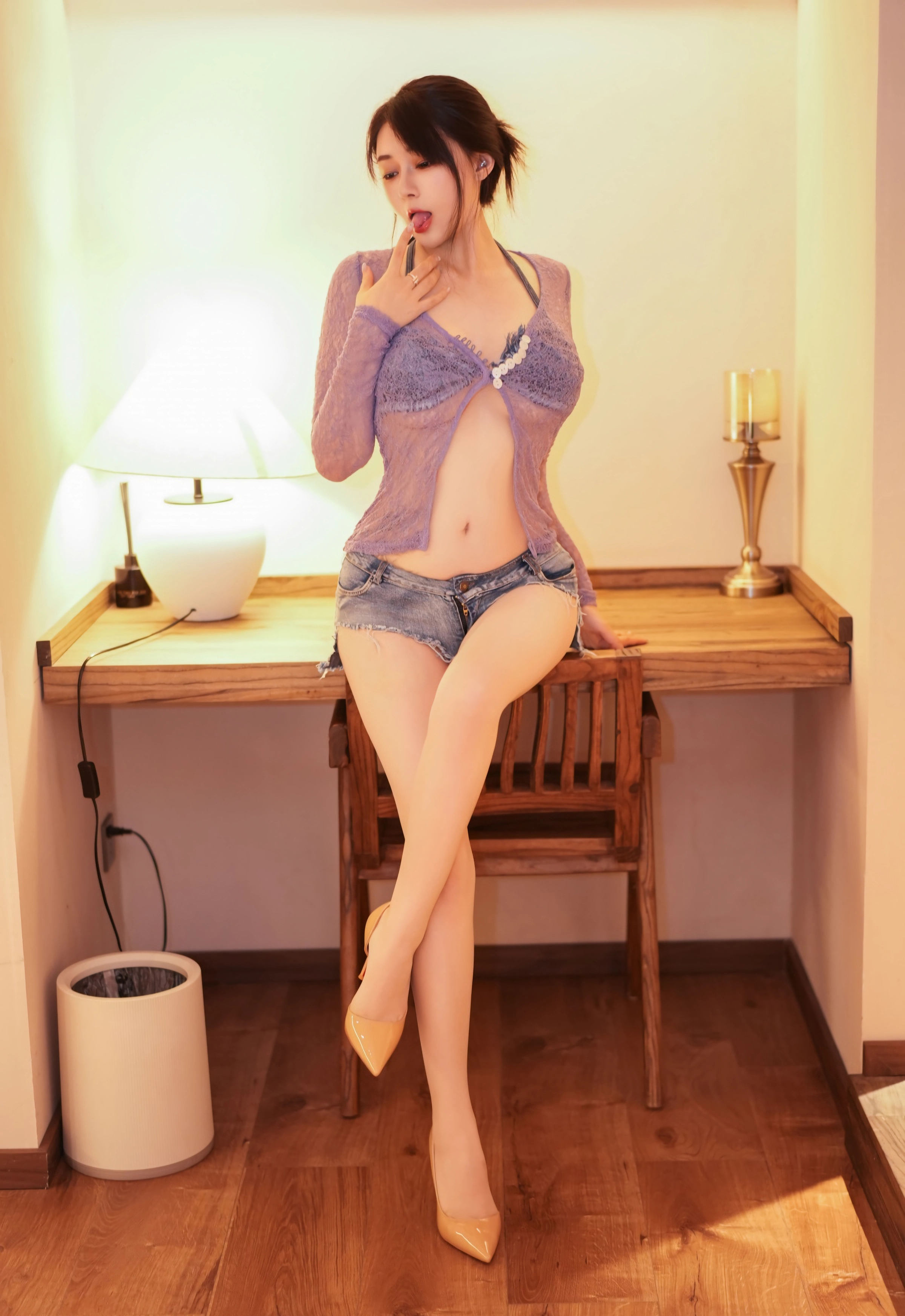 [YOUMI尤蜜荟] 2025.12.09 VOL.1187 凯竹法师～ 蓝色内衣 超短牛仔裤 性感写真 [52+1P]