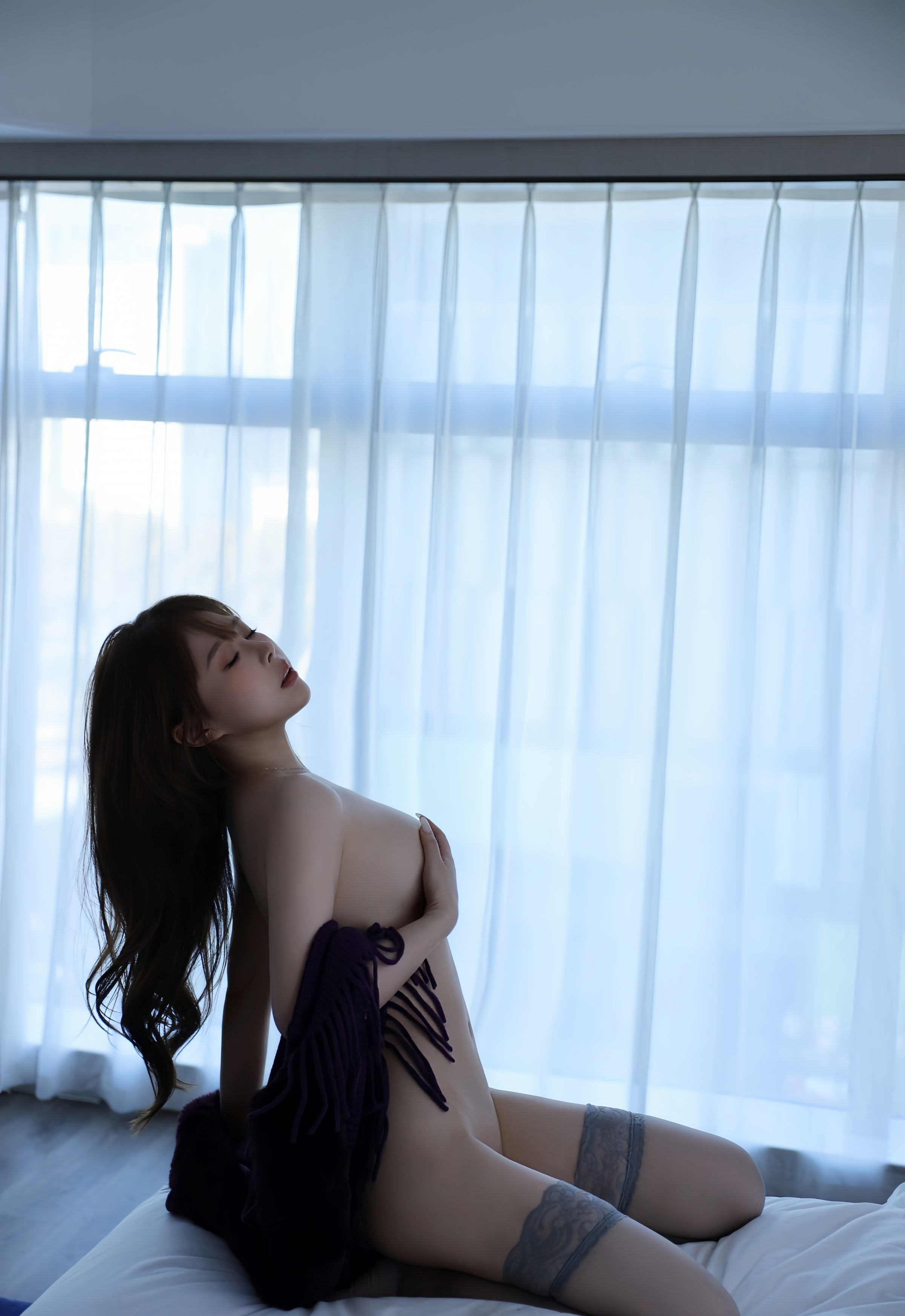 [XiuRen秀人网] 2025.12.11 No.11097 林妙妙 性感紫色毛衣 灰色丝袜 心愿旅拍性感写真 [68+1P]