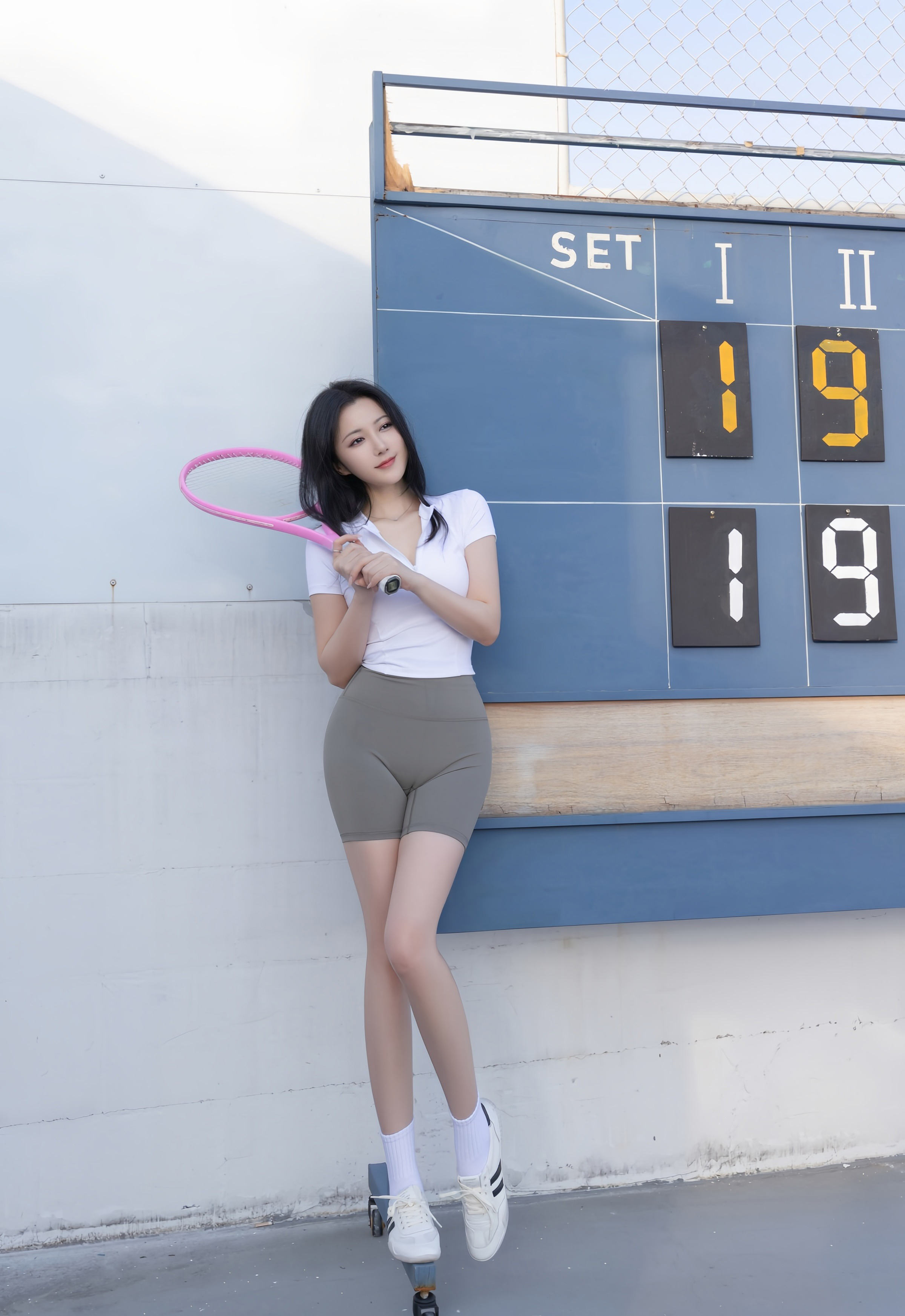[XiuRen秀人网] 2025.12.12 No.11106 鱼子酱Fish 网球场景拍摄 珠海旅拍写真 [78+1P]