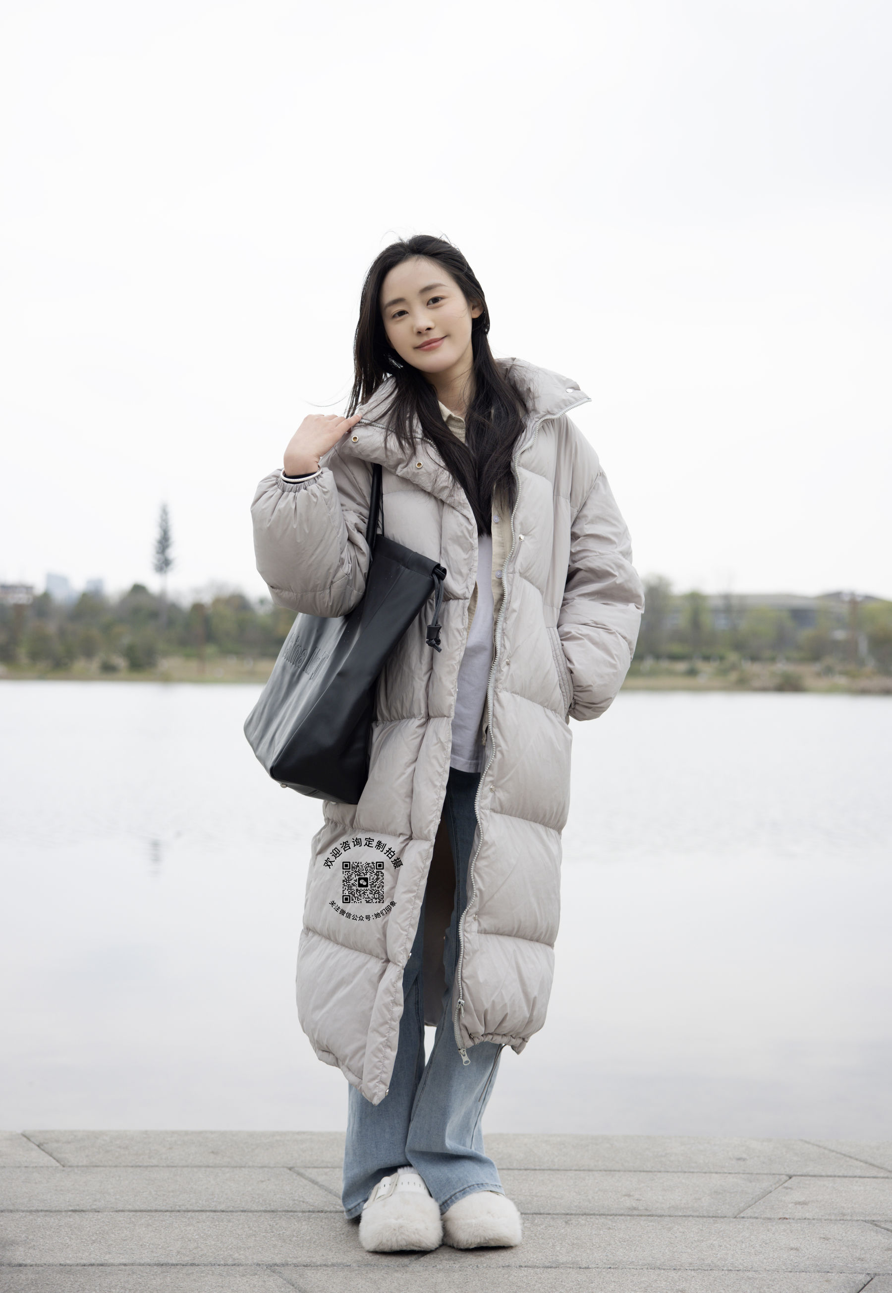 [她们印象] No.005 秋秋 户外抓拍 [123P]