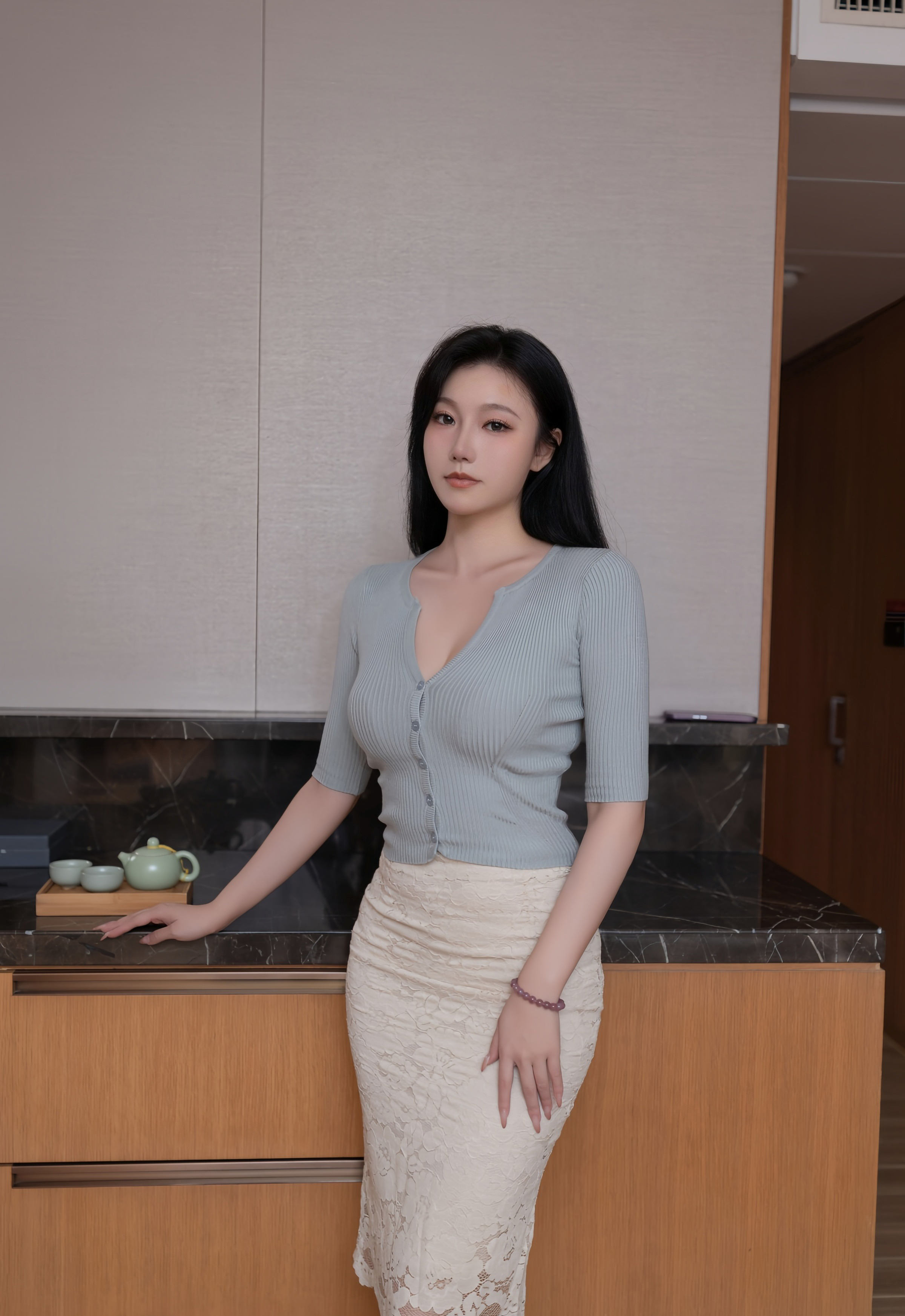 [XiuRen秀人网] 2025.12.16 No.11116 安然anran 浅色蕾丝裙 性感写真 [80+1P]