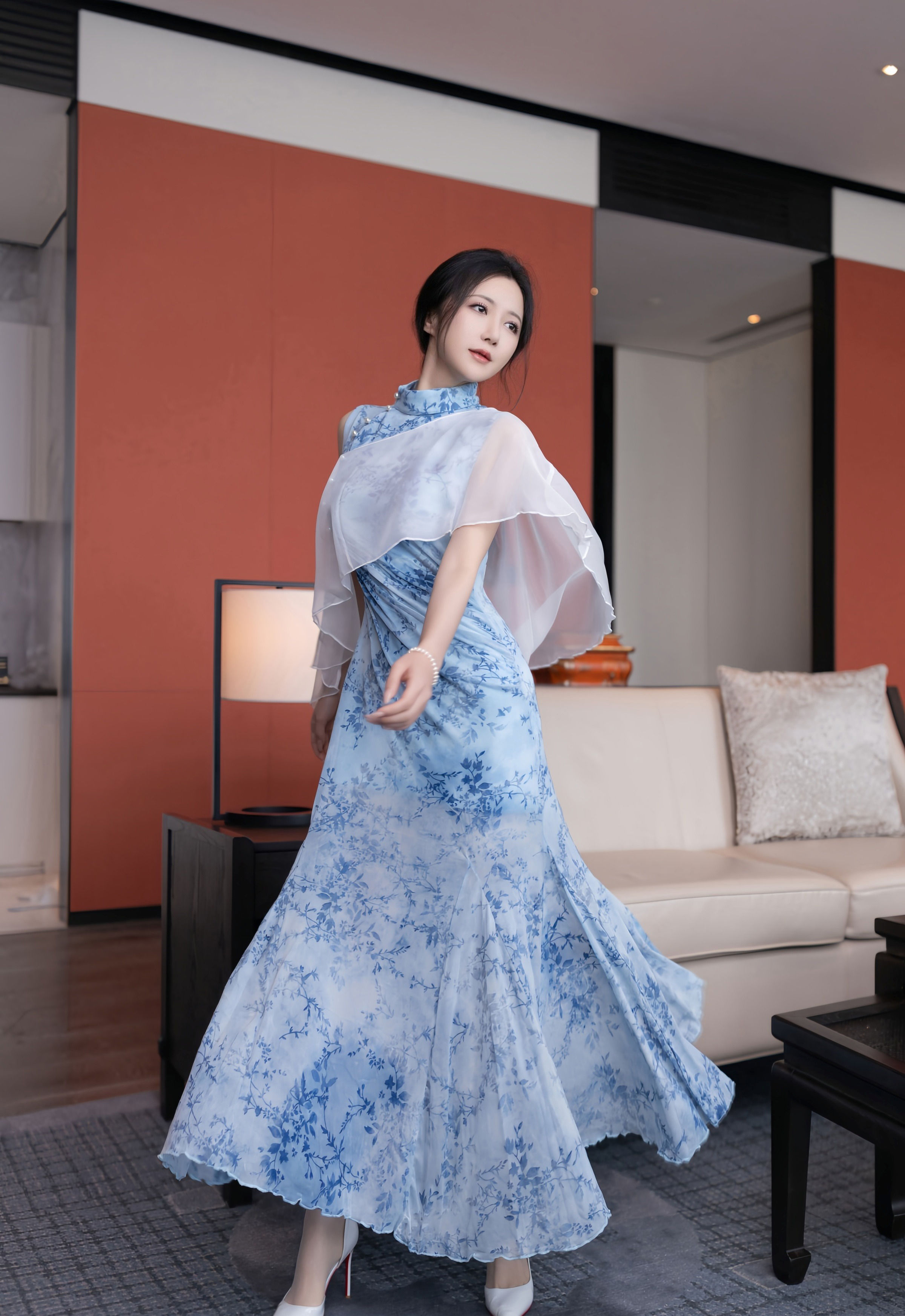 [XiuRen秀人网] 2025.12.19 No.11133 鱼子酱Fish 诱人肉色丝袜 性感写真 [81+1P]