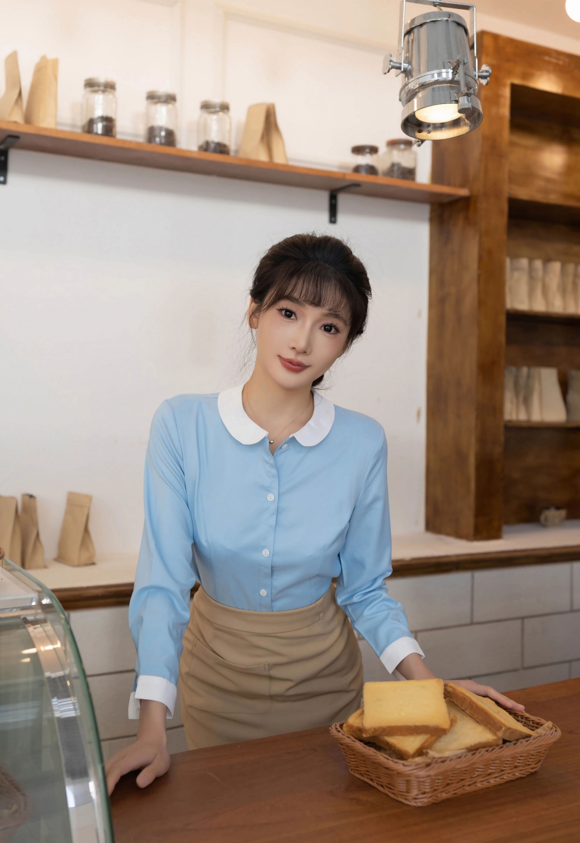 [XiuRen秀人网] 2025.12.25 No.11159 陆萱萱 白色蕾丝内衣 性感写真 [80+1P]