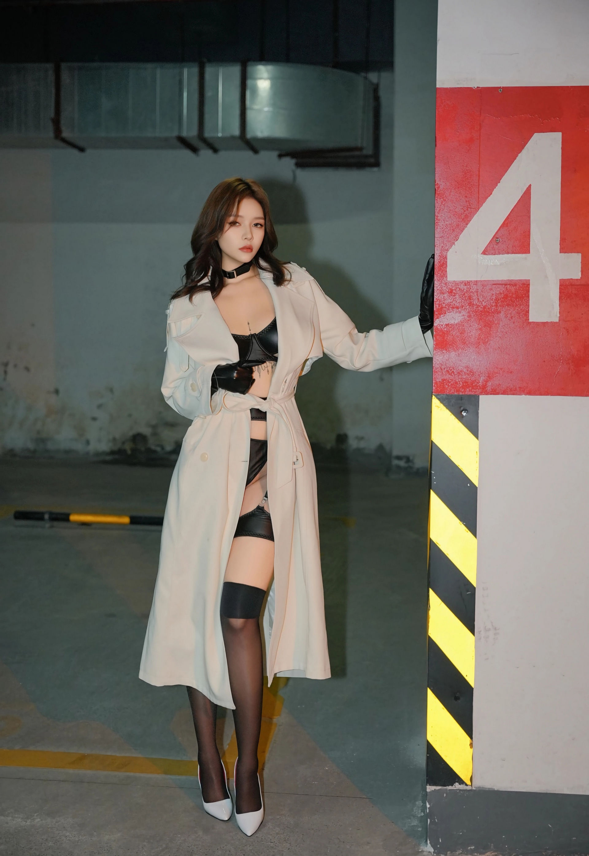 [XiuRen秀人网] 2025.12.30 No.11176 娜比 黑色情趣内衣 魅惑黑丝 性感写真 [71+1P]