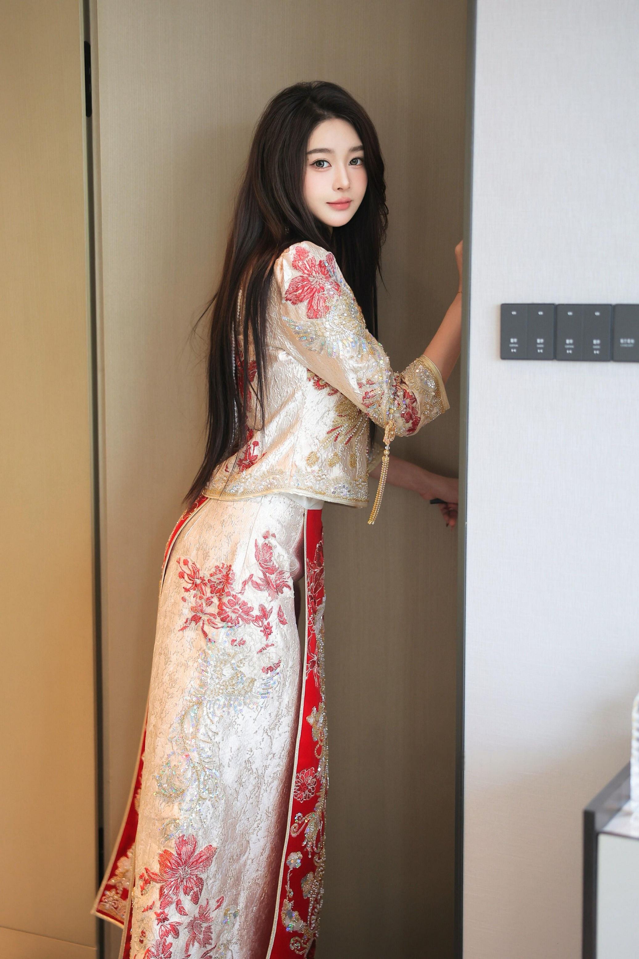 [秀人内购] candy糖糖 诱人私拍福利 新春盛装