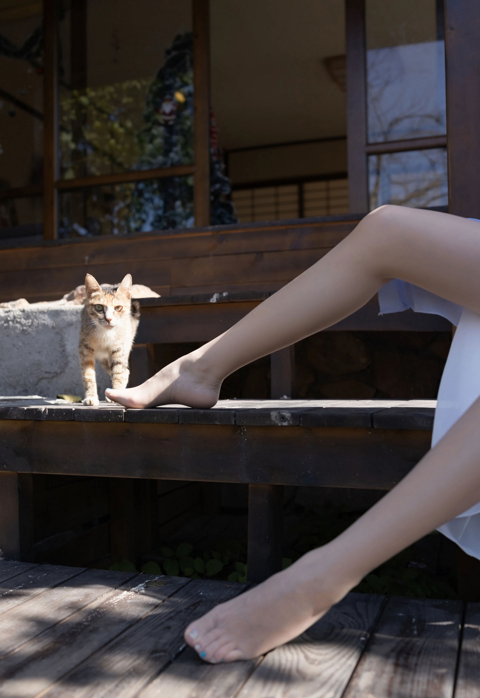 [XiuRen秀人网] 2025.12.30 No.11178 安然anran 性感道姑装扮 诱人肉色丝袜 西安旅拍写真 [74+1P]