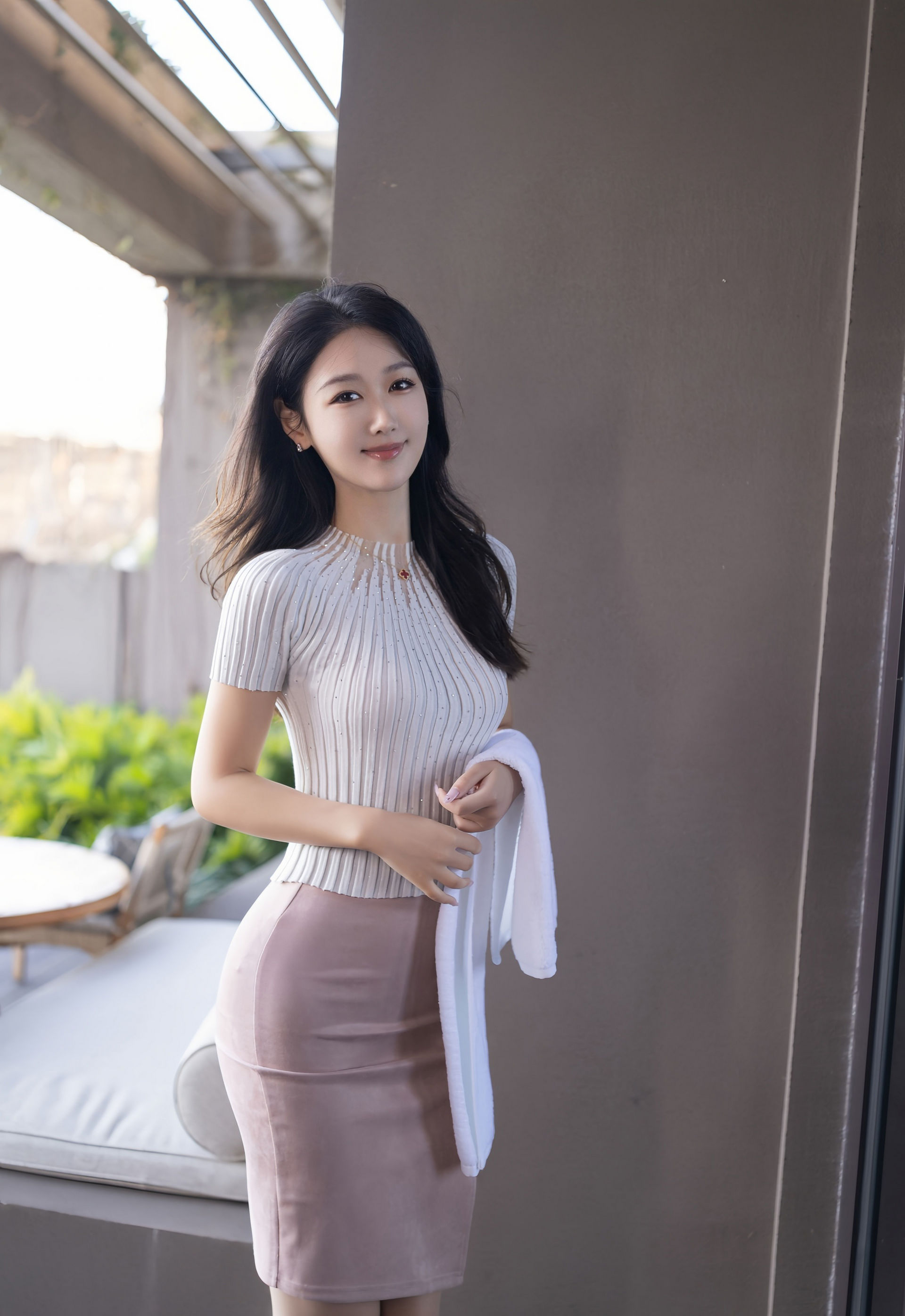 [XiuRen秀人网] 2026.01.05 No.11195 唐安琪 粉色内衣 肉色丝袜 性感写真 [75+1P]