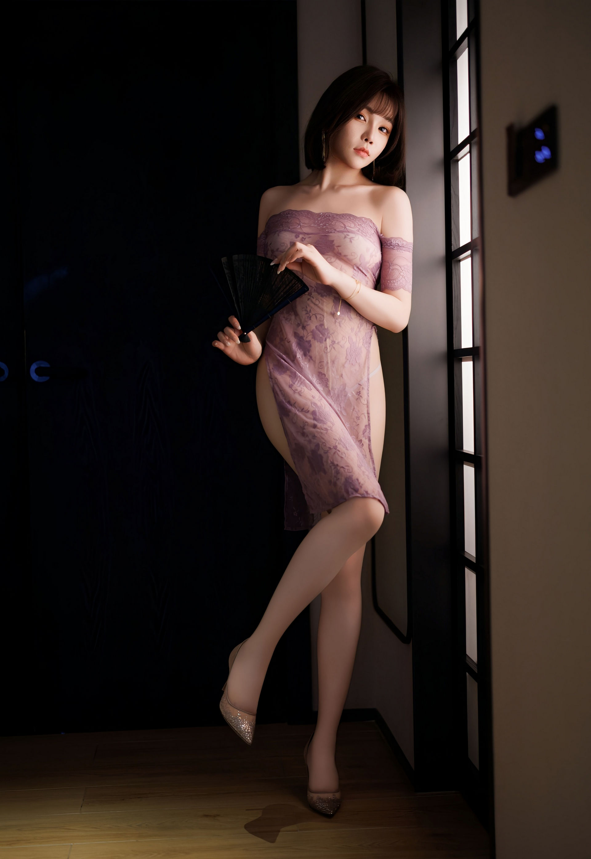 [XiuRen秀人网] 2026.01.06 No.11199 莉芝荔枝 性感紫色情趣服饰 西安旅拍写真 [76+1P]