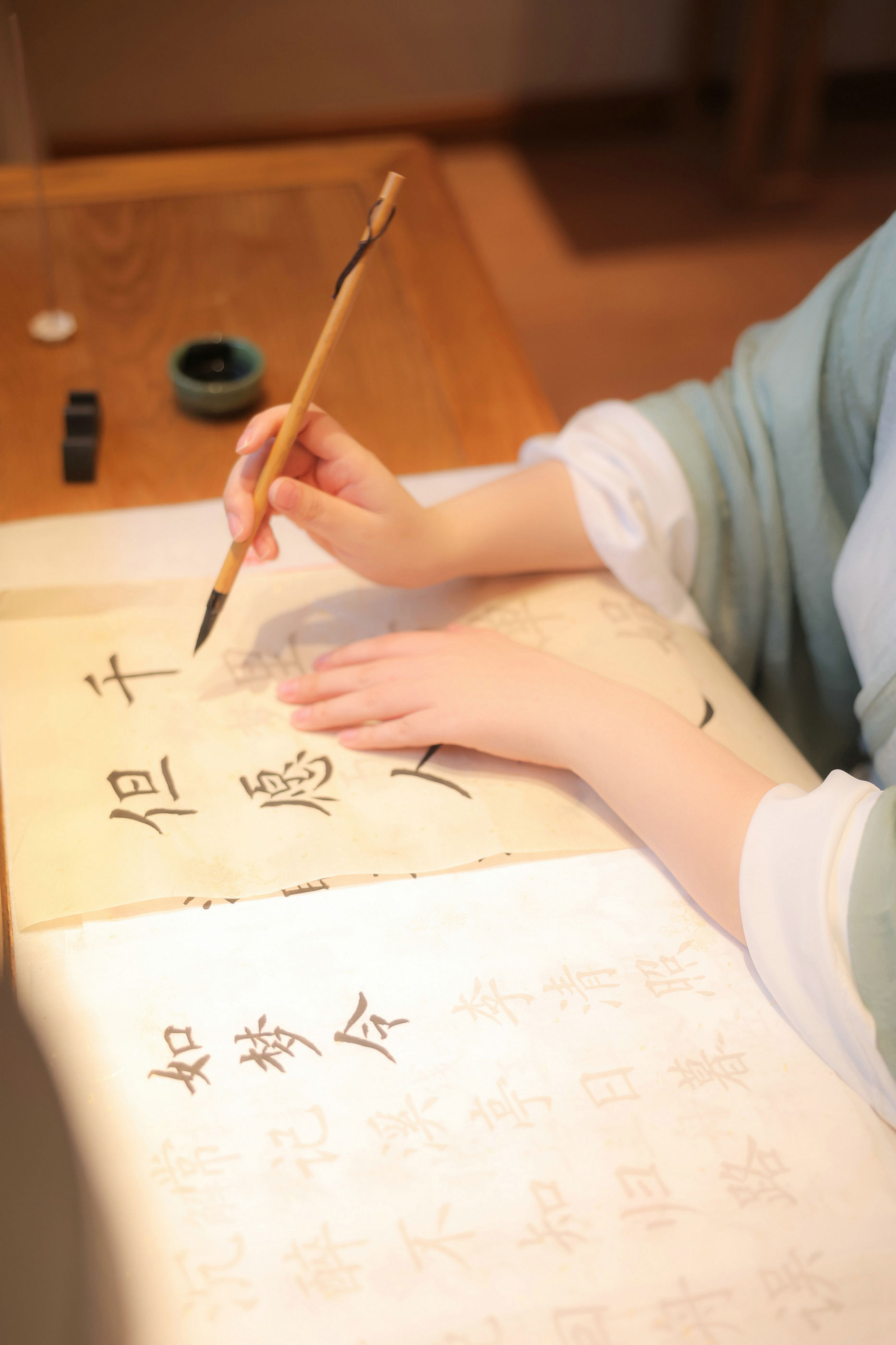 [秀人内购] 蛋蛋宝 诱人私拍福利 古风汉服