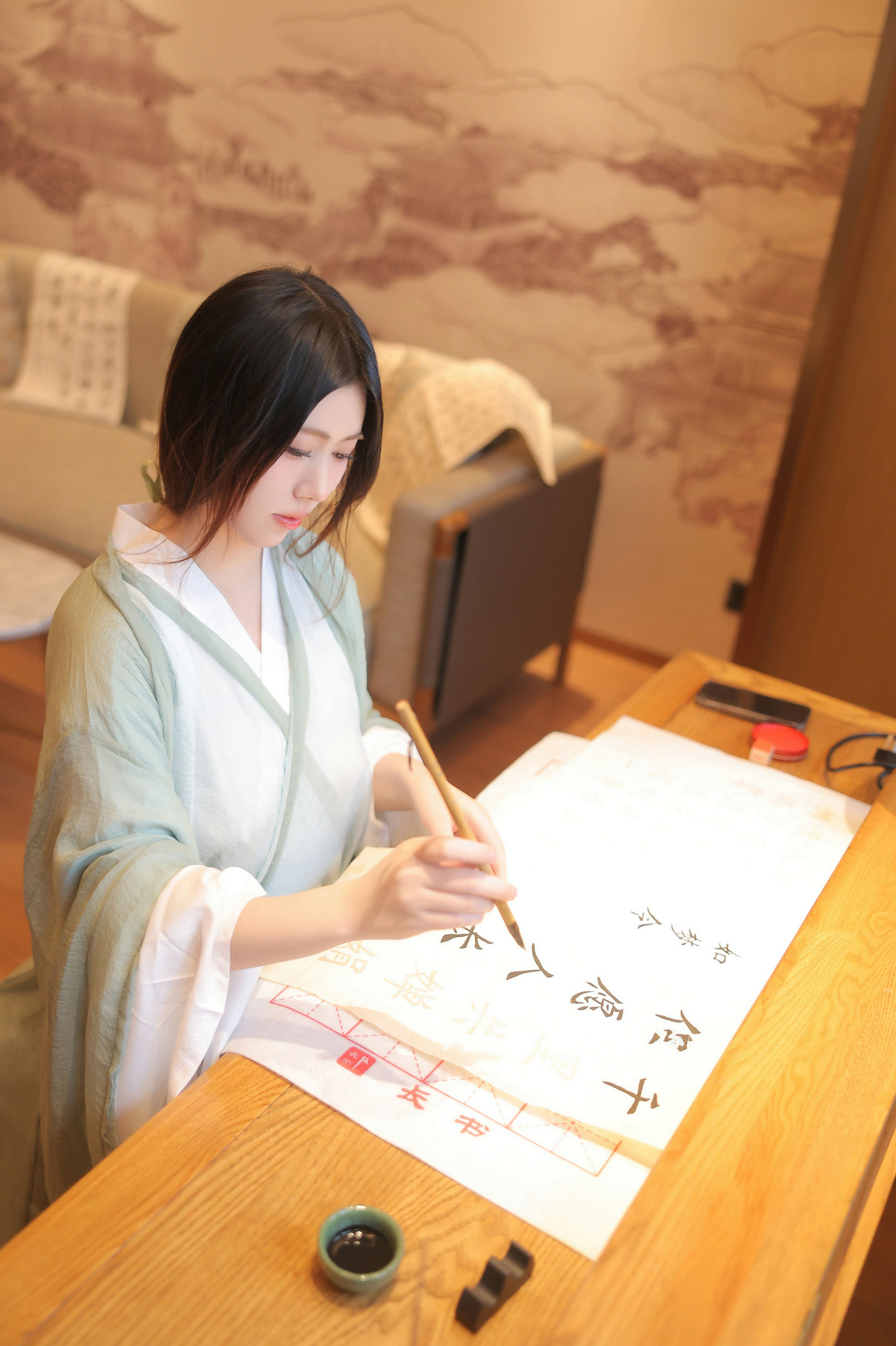 [秀人内购] 蛋蛋宝 诱人私拍福利 古风汉服