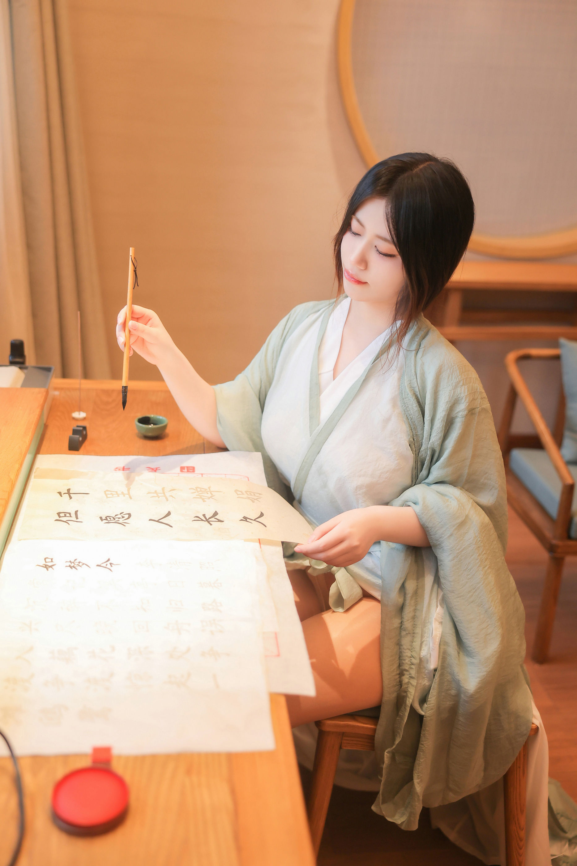 [秀人内购] 蛋蛋宝 诱人私拍福利 古风汉服