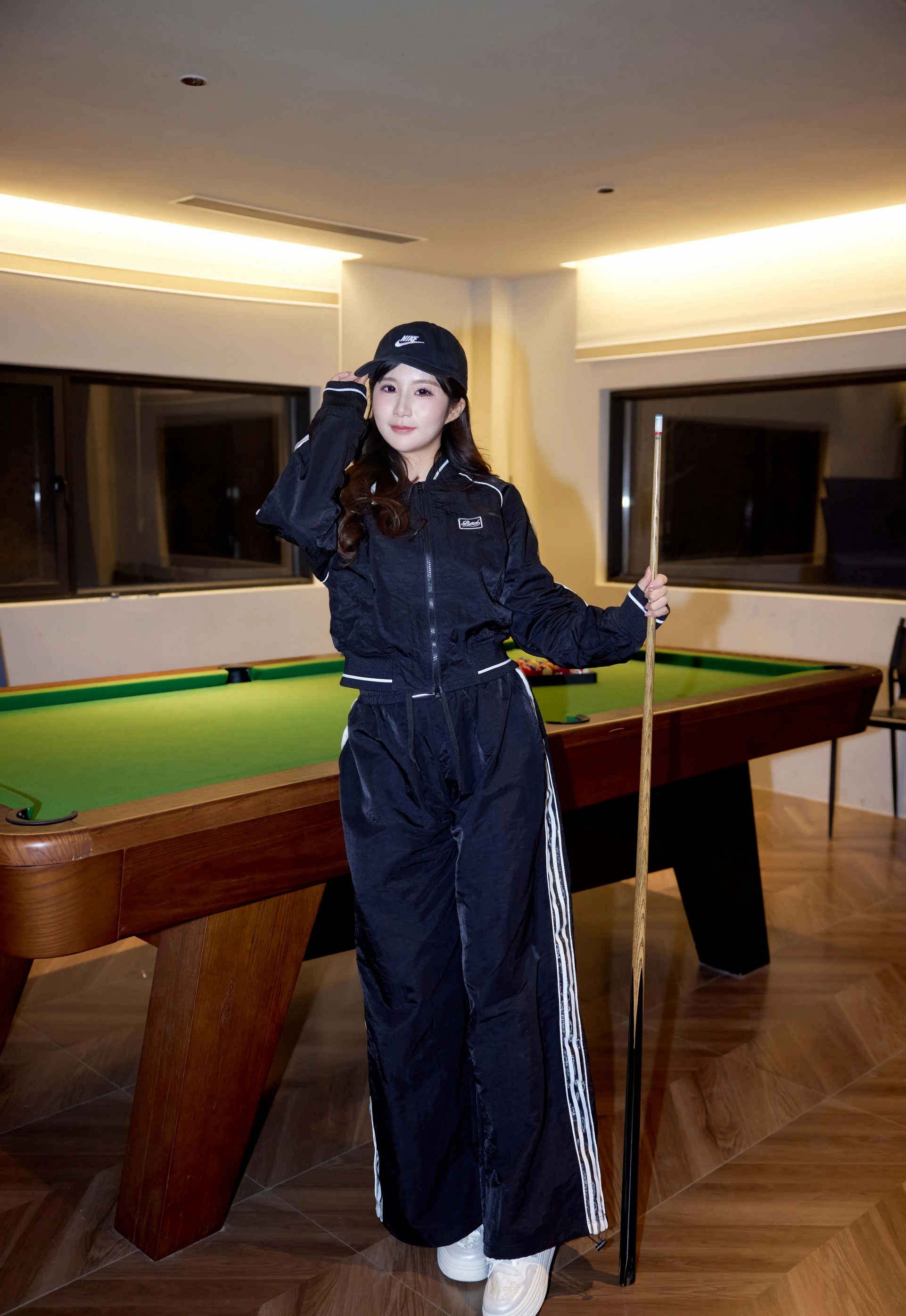 [XiuRen秀人网] 2026.01.16 No.11242 小肉肉咪 性感台球助教 江浙沪旅拍写真 [78+1P]