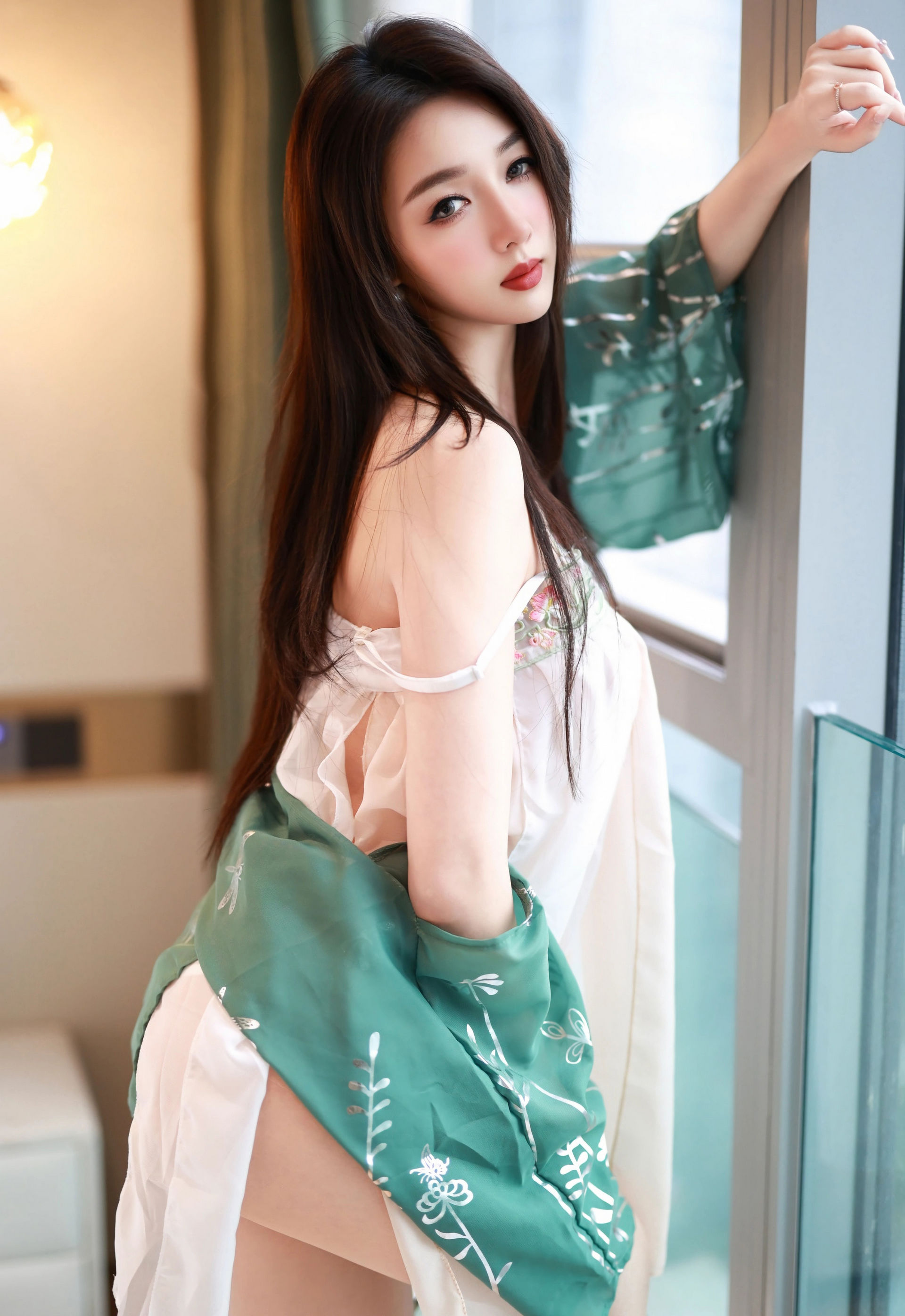 [YOUMI尤蜜荟] 2026.01.16 VOL.1200 Twins-夭夭 古风服饰 肉色丝袜 性感写真 [78+1P]