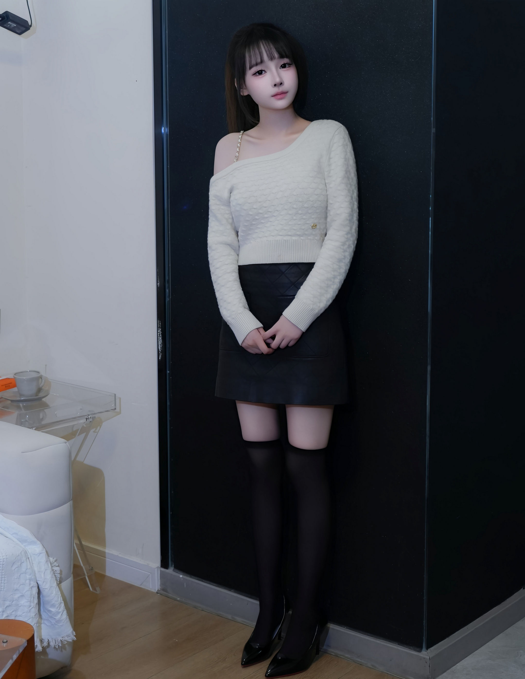 [XiuRen秀人网] 2026.01.21 No.11254 沈蜜儿 白色T恤 魅惑黑丝 性感写真 [65+1P]