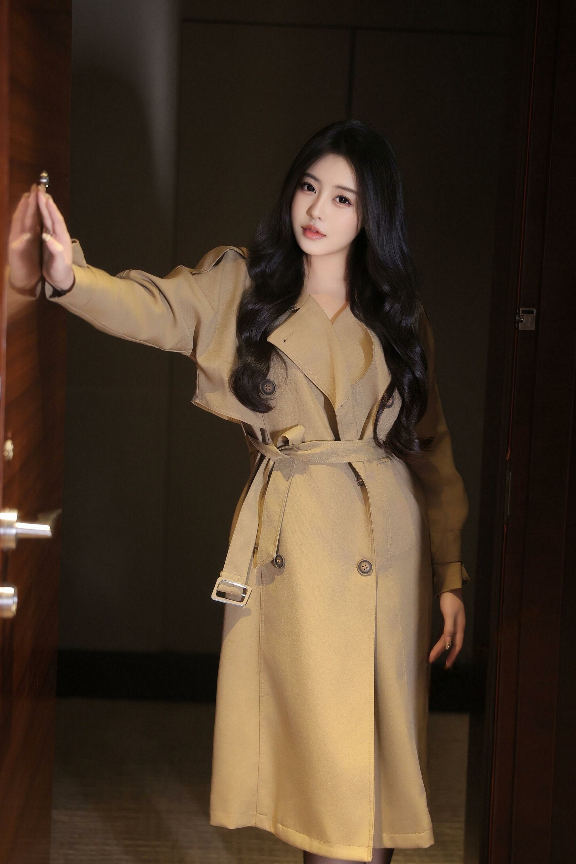 [秀人内购] 希雅sia 诱人私拍福利 风衣黑丝