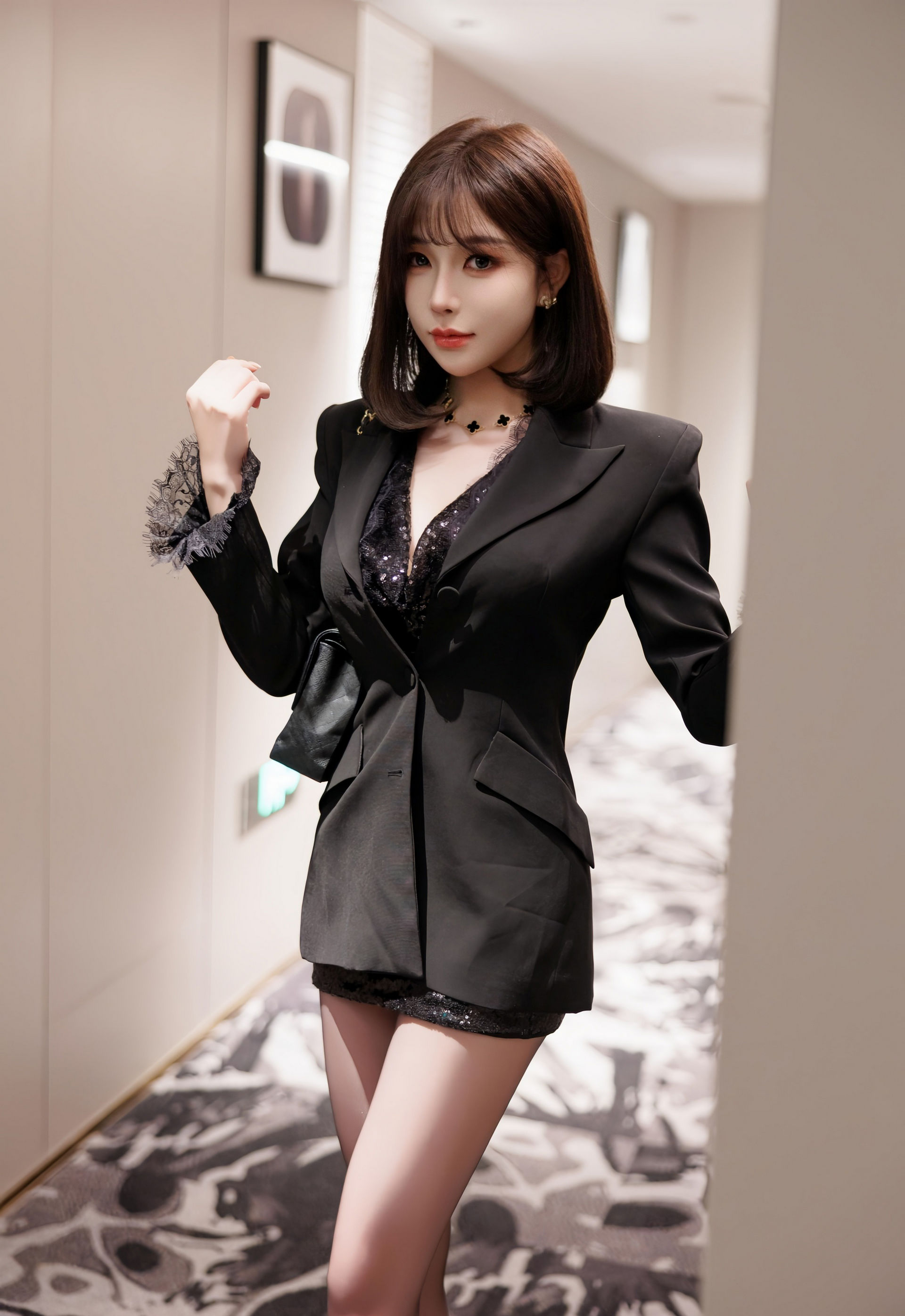 [XiuRen秀人网] 2026.01.27 No.11281 莉芝荔枝 黑色西服 魅惑黑丝 性感写真 [100+1P]