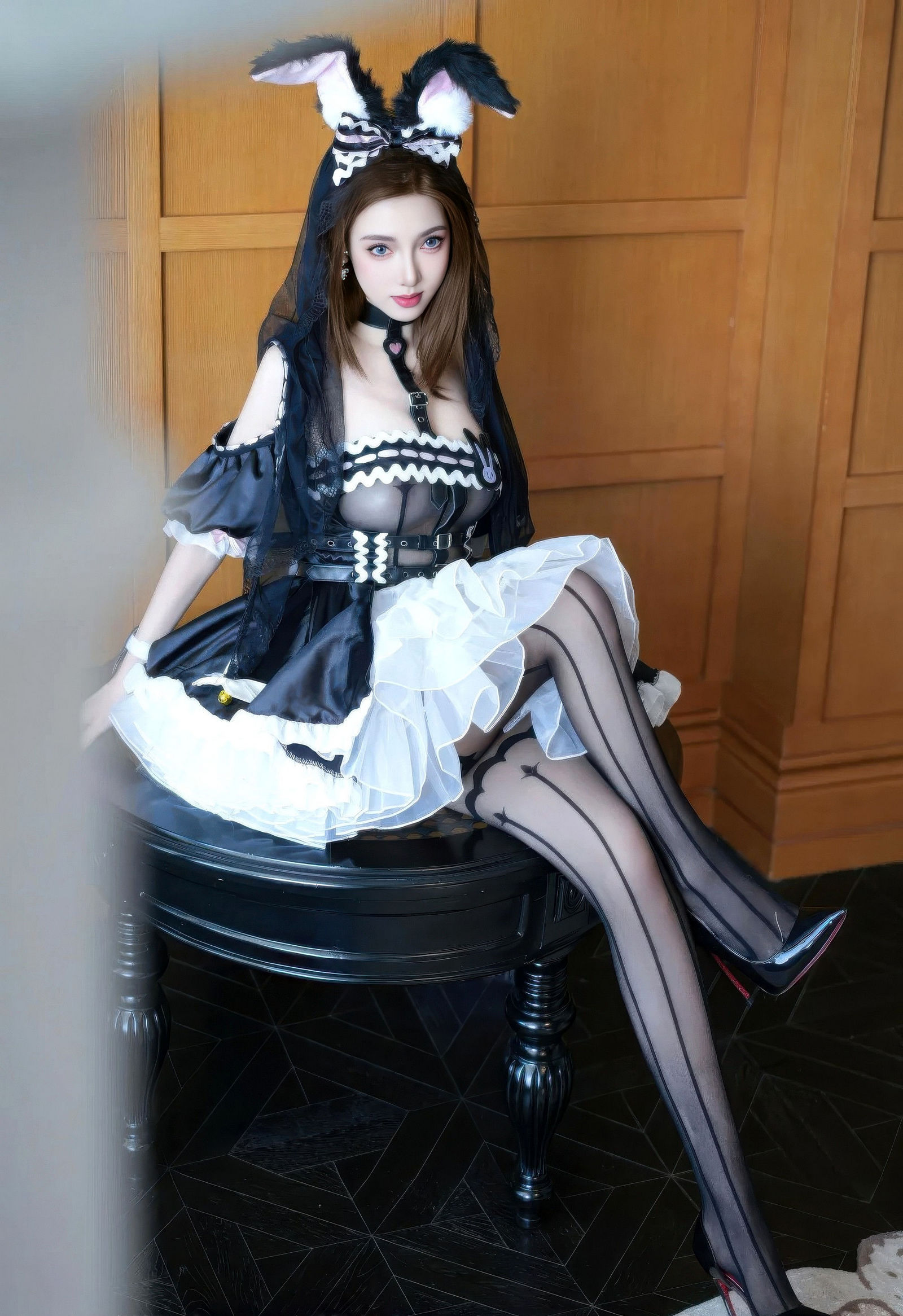 [XiuRen秀人网] 2026.01.29 No.11294 Twins-桃桃 性感黑色连体丝袜 大理心愿旅拍写真 [70+1P]