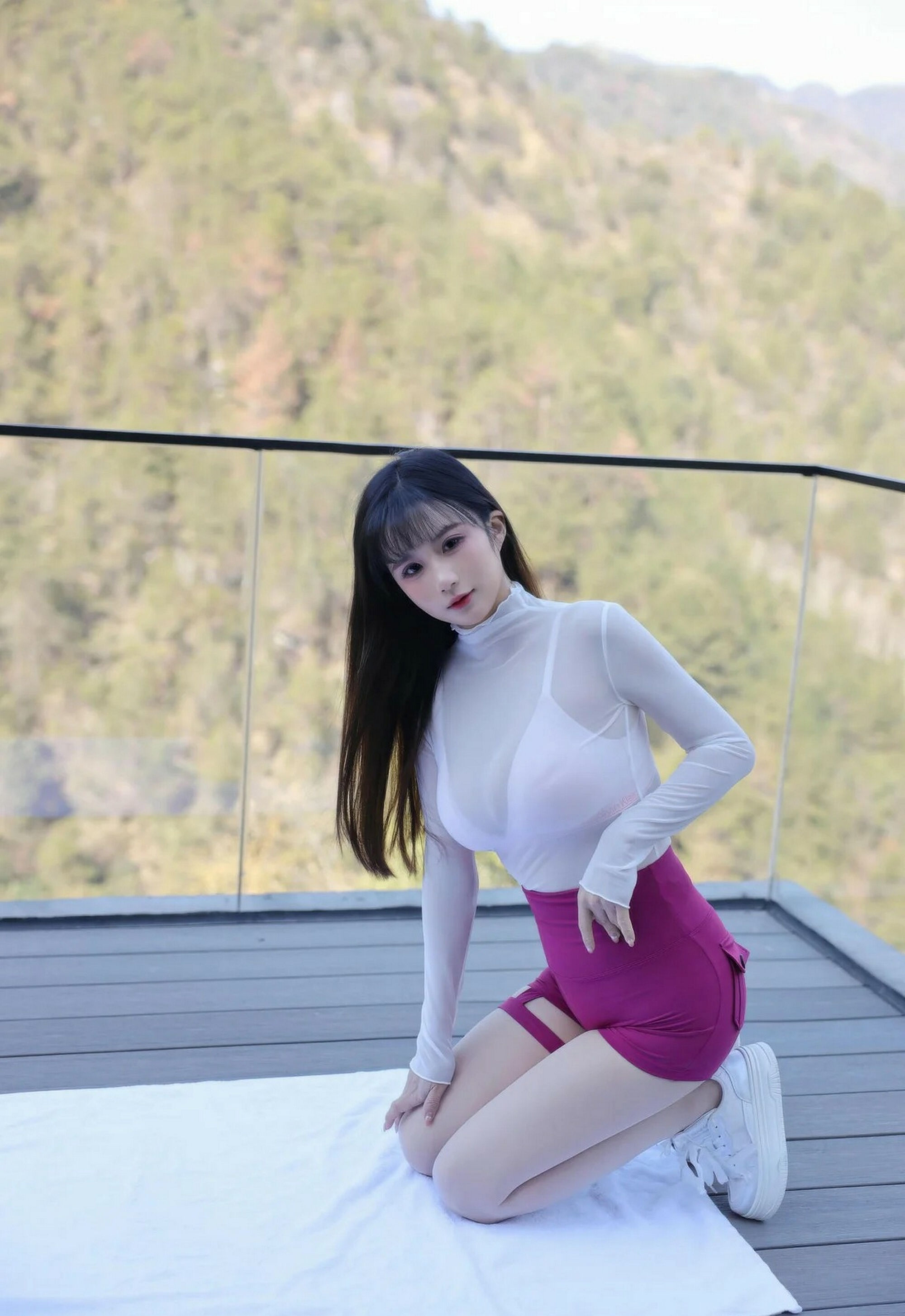 [XiuRen秀人网] 2026.01.30 No.11305 小肉肉咪 性感轻透白色上衣 江浙沪旅拍写真 [76P]