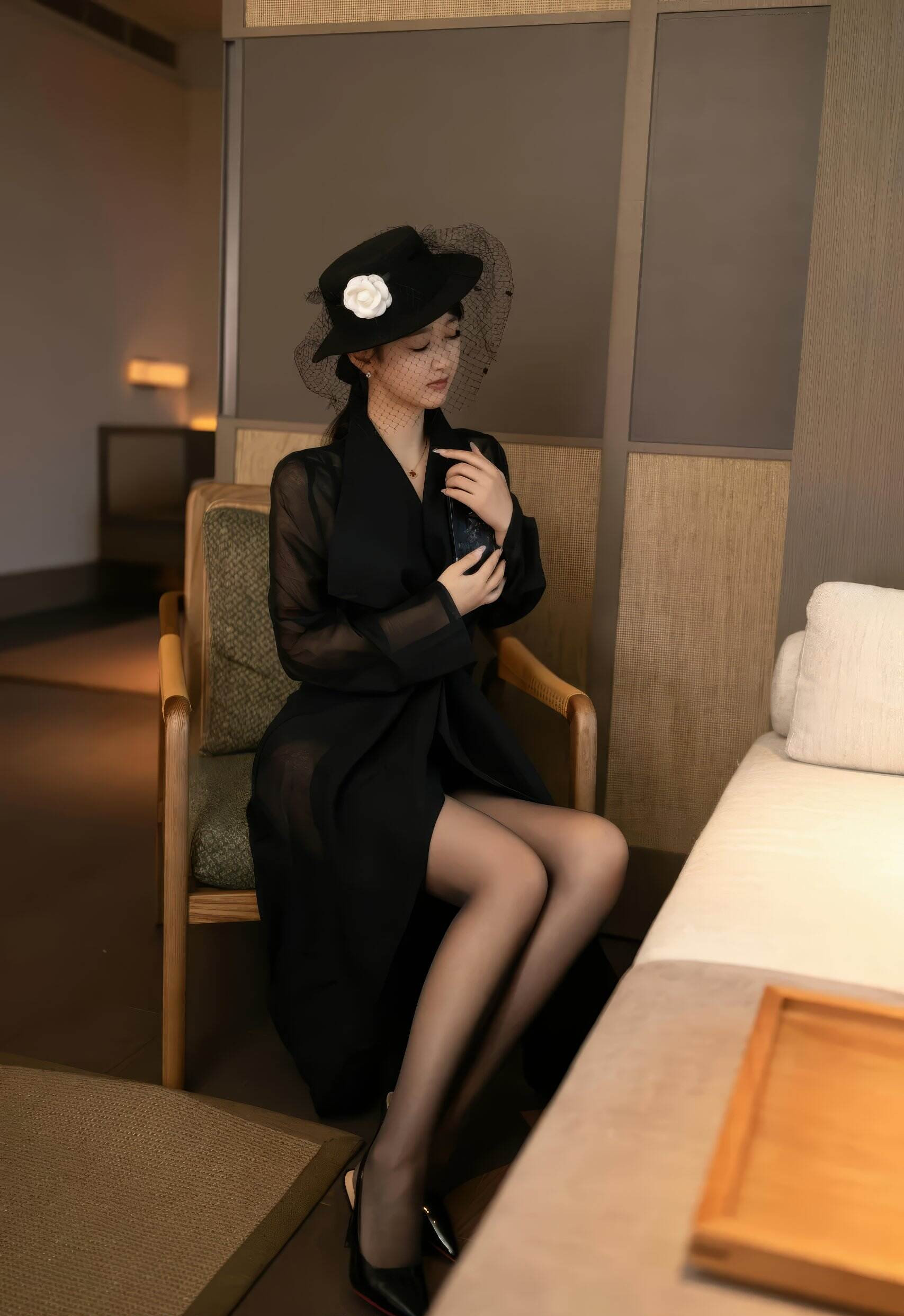 [XiuRen秀人网] 2026.02.02 No.11309 唐安琪 性感黑色情趣内衣 珠海旅拍写真 [74+1P]