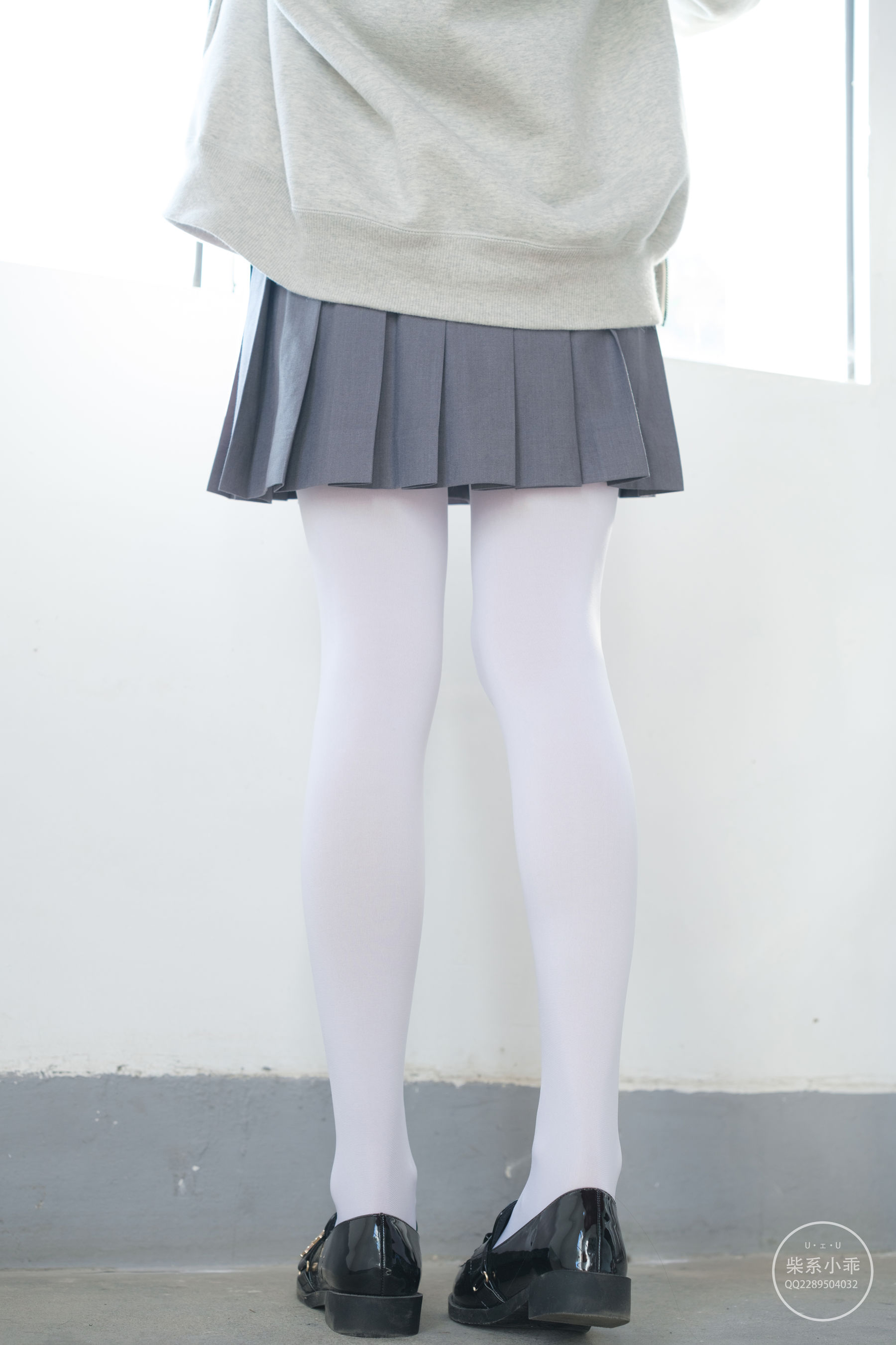 [稚乖画册] 夜夜 教室 [63P]