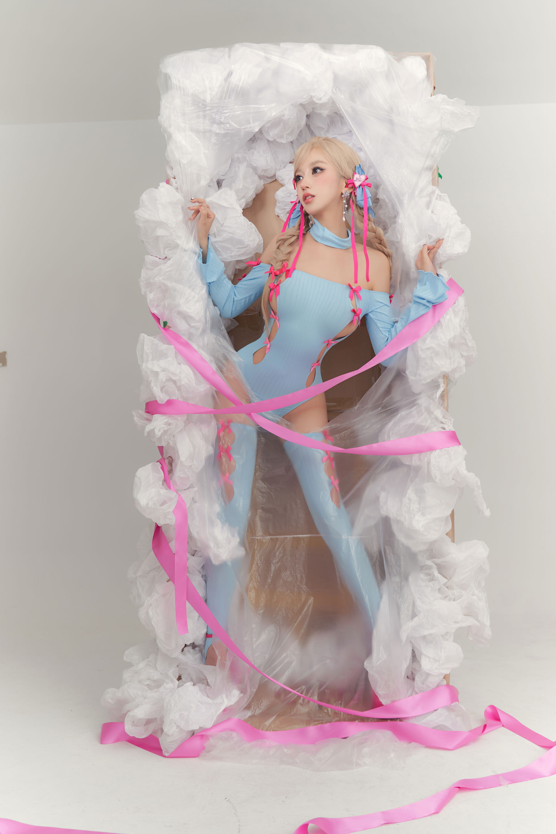 [COSPLAY]过期米线线喵 – 异世界玩偶