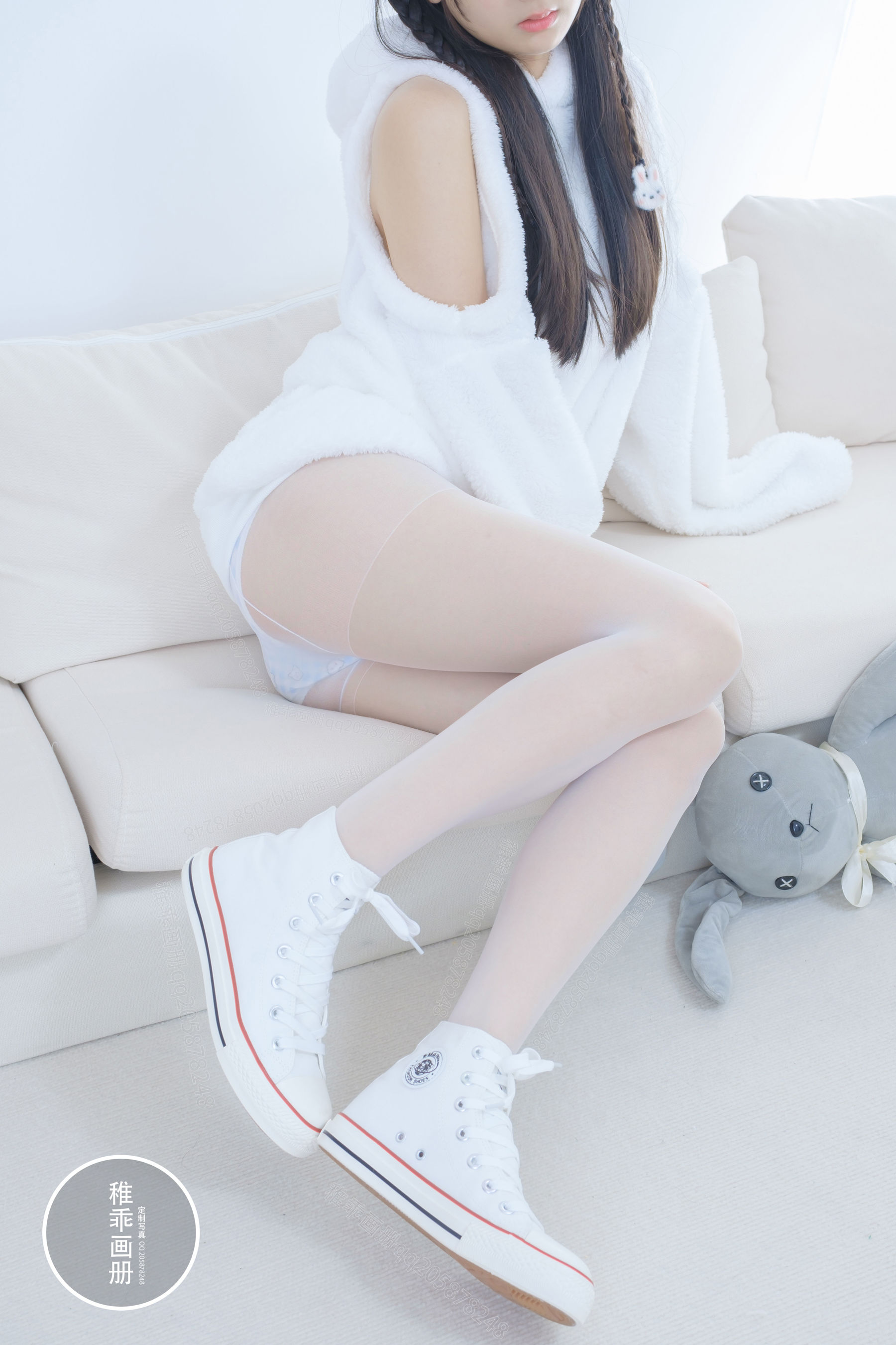 [稚乖画册] 夜夜 白丝双马尾 [82P]