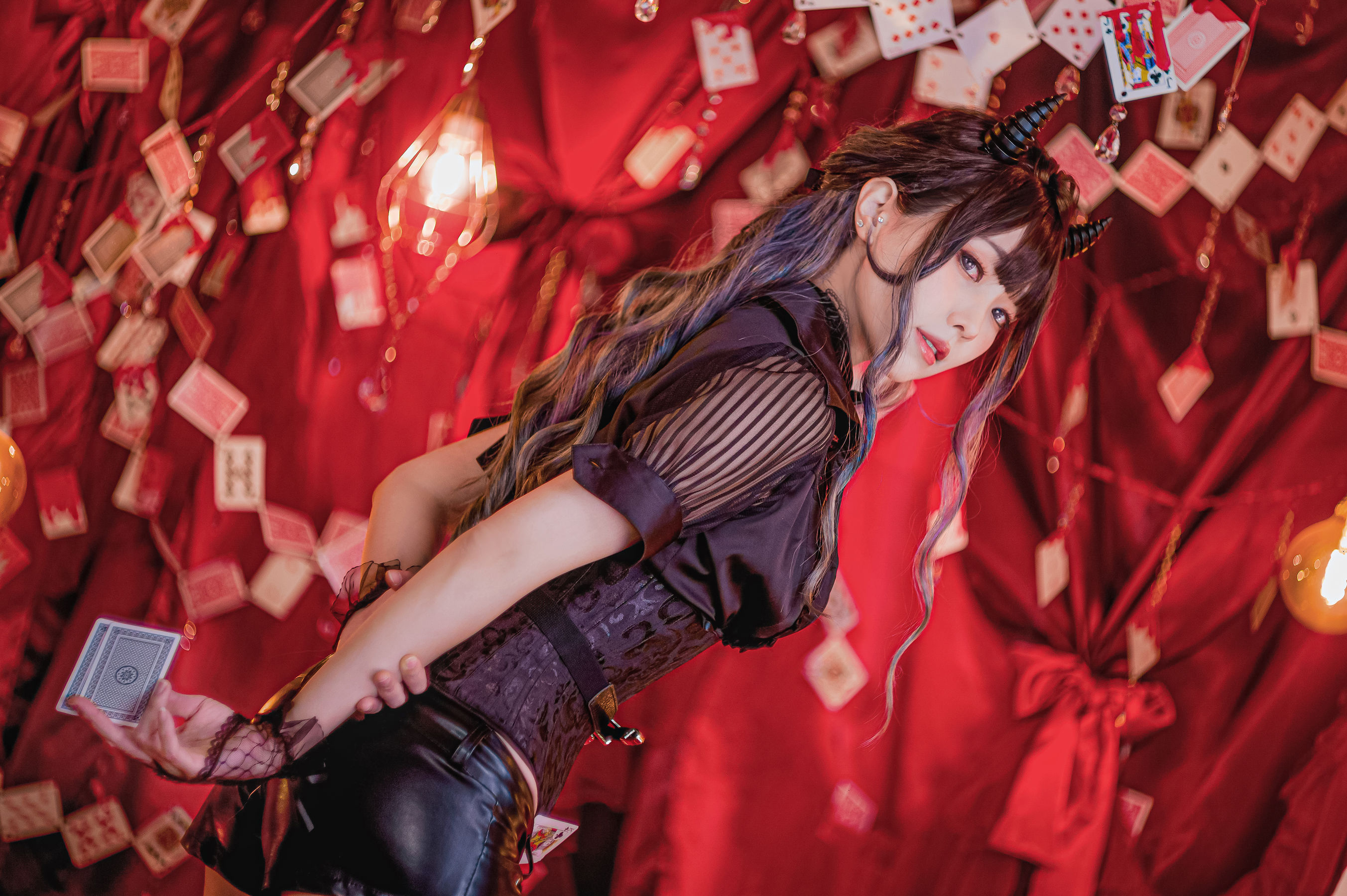 [COSPLAY] Ely_eee(ElyEE子) – Devil Croupier 小惡魔荷官