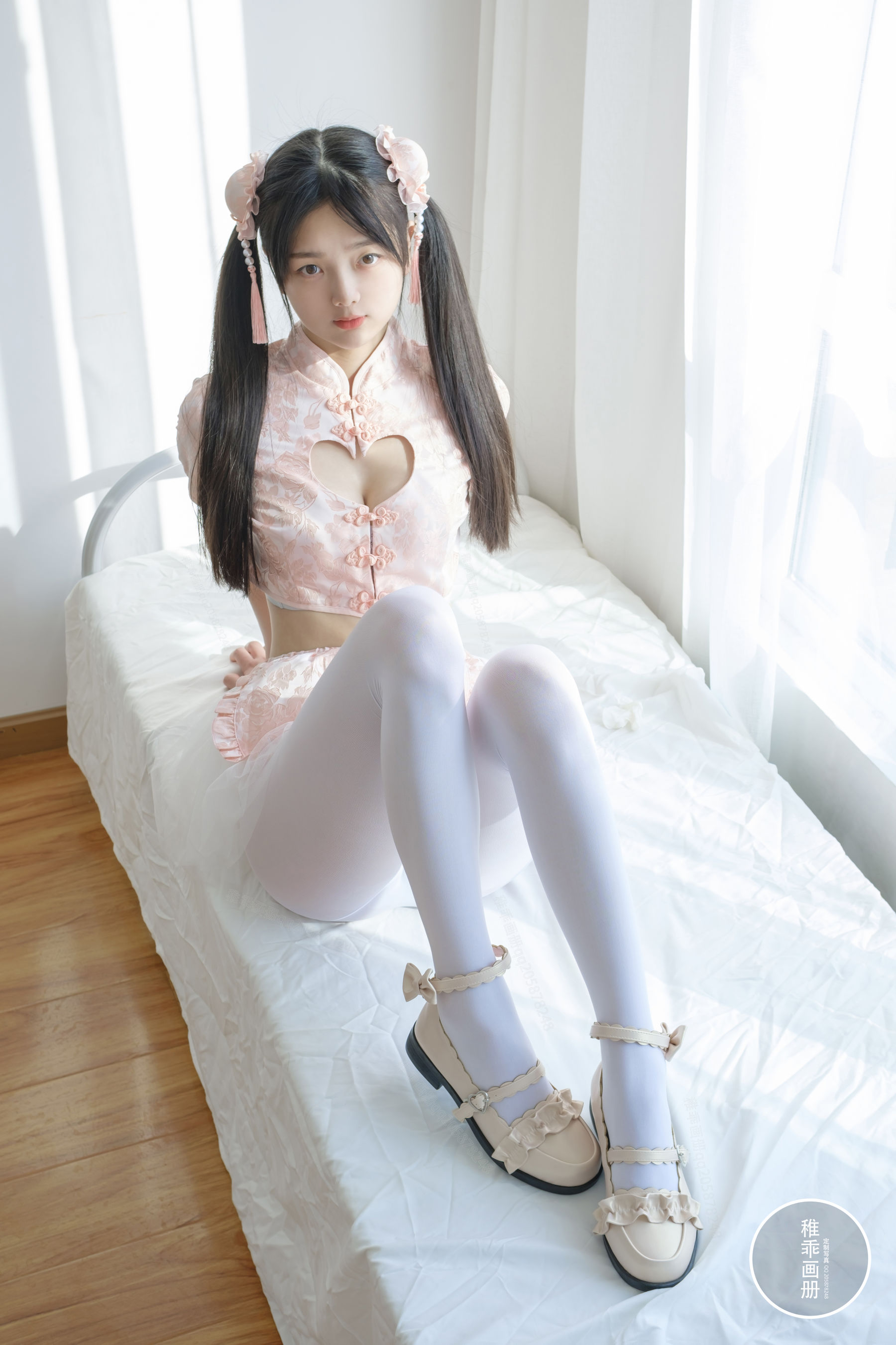 [稚乖画册] 晴空 赤西夜夜 白丝 [84P]