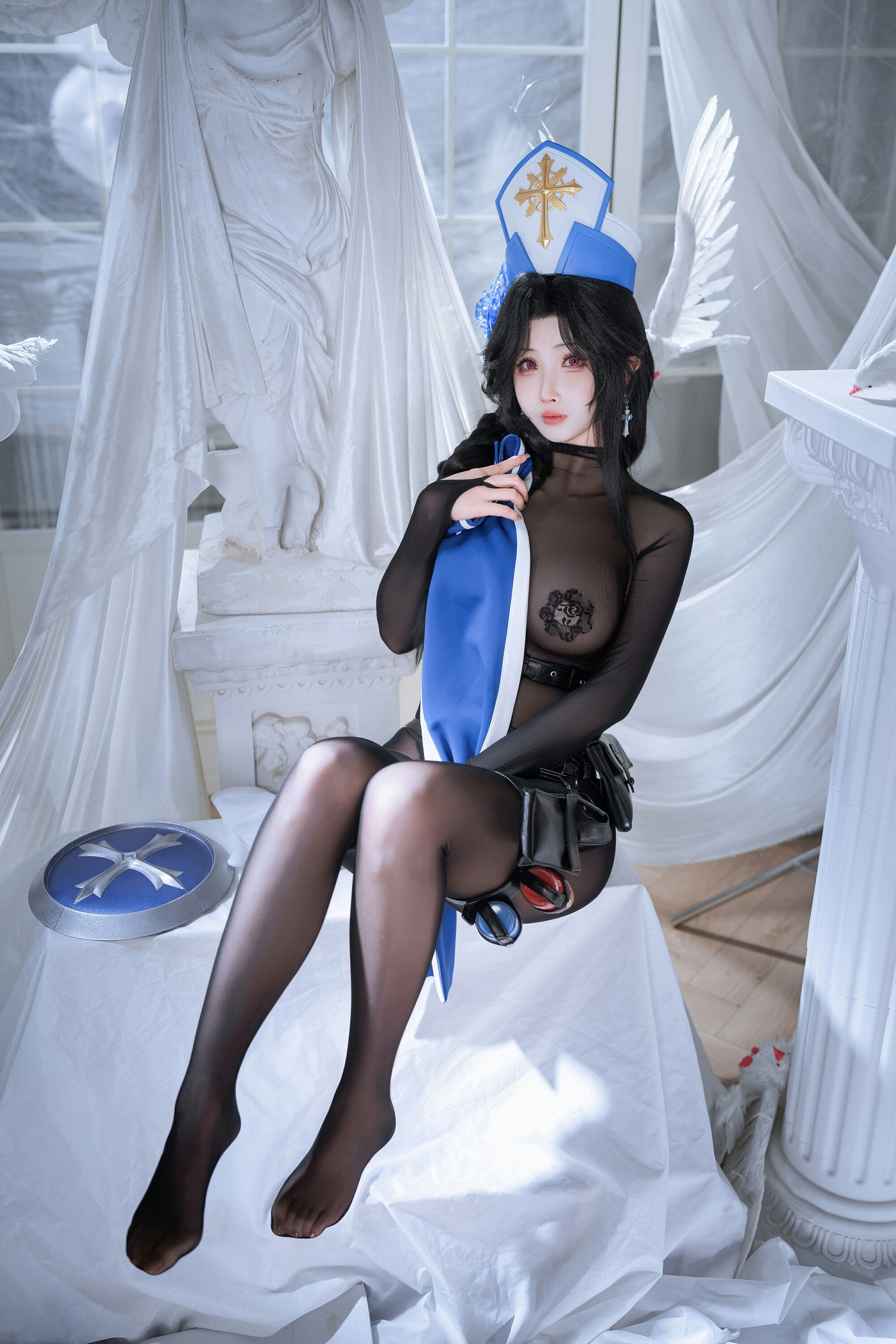 [COSPLAY]rioko凉凉子 - Nikke胜利女神 梅登冰玫瑰