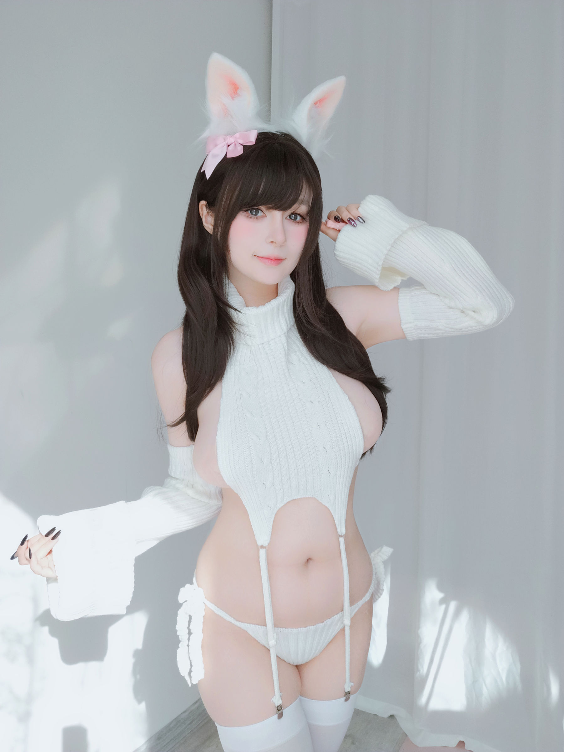 [COSPLAY] Coser小姐姐白银 – 小兔子